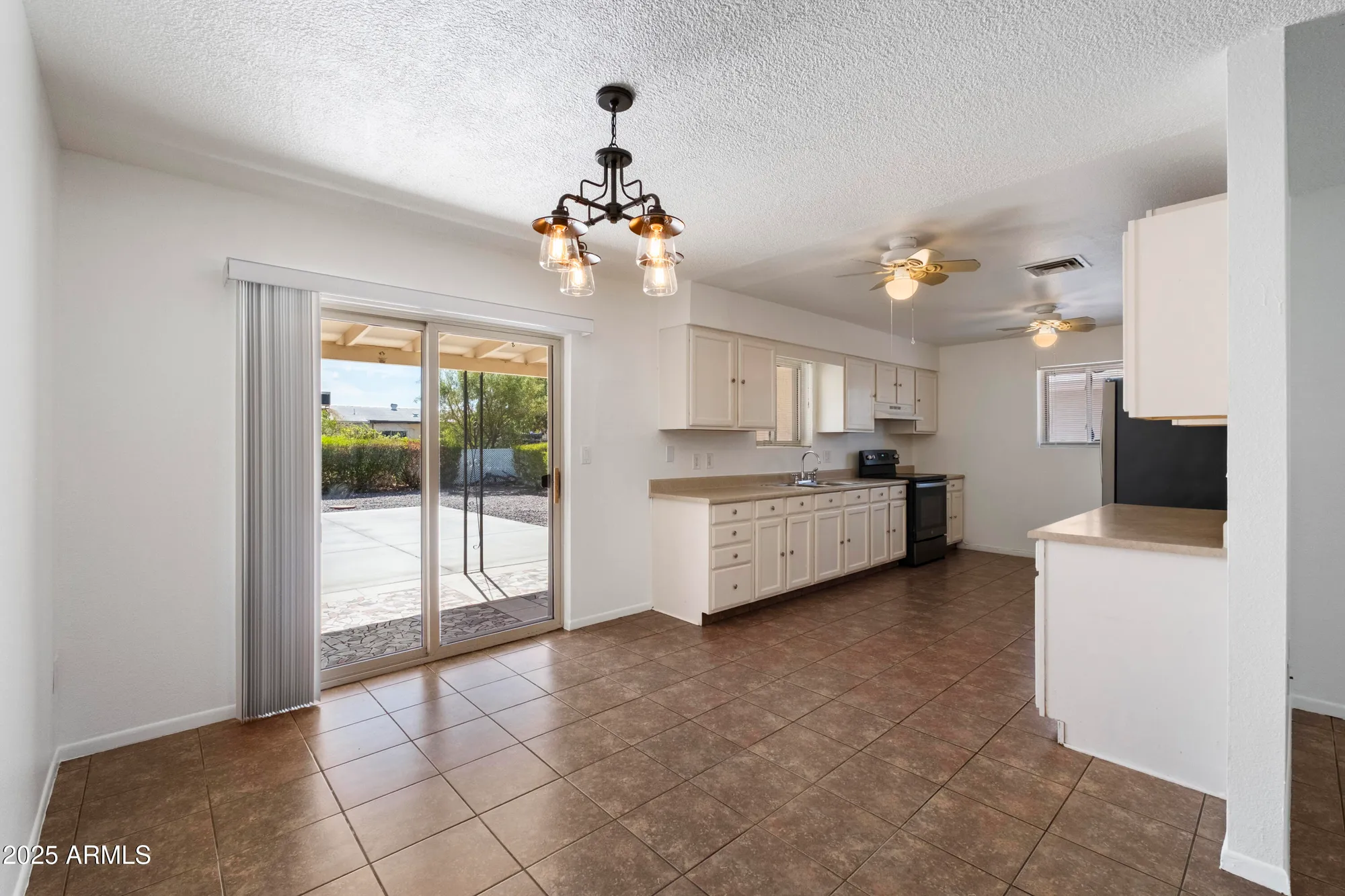 Property Slideshow image 9 of 30 | 1511 s grand dr, Apache Junction, AZ, 85120