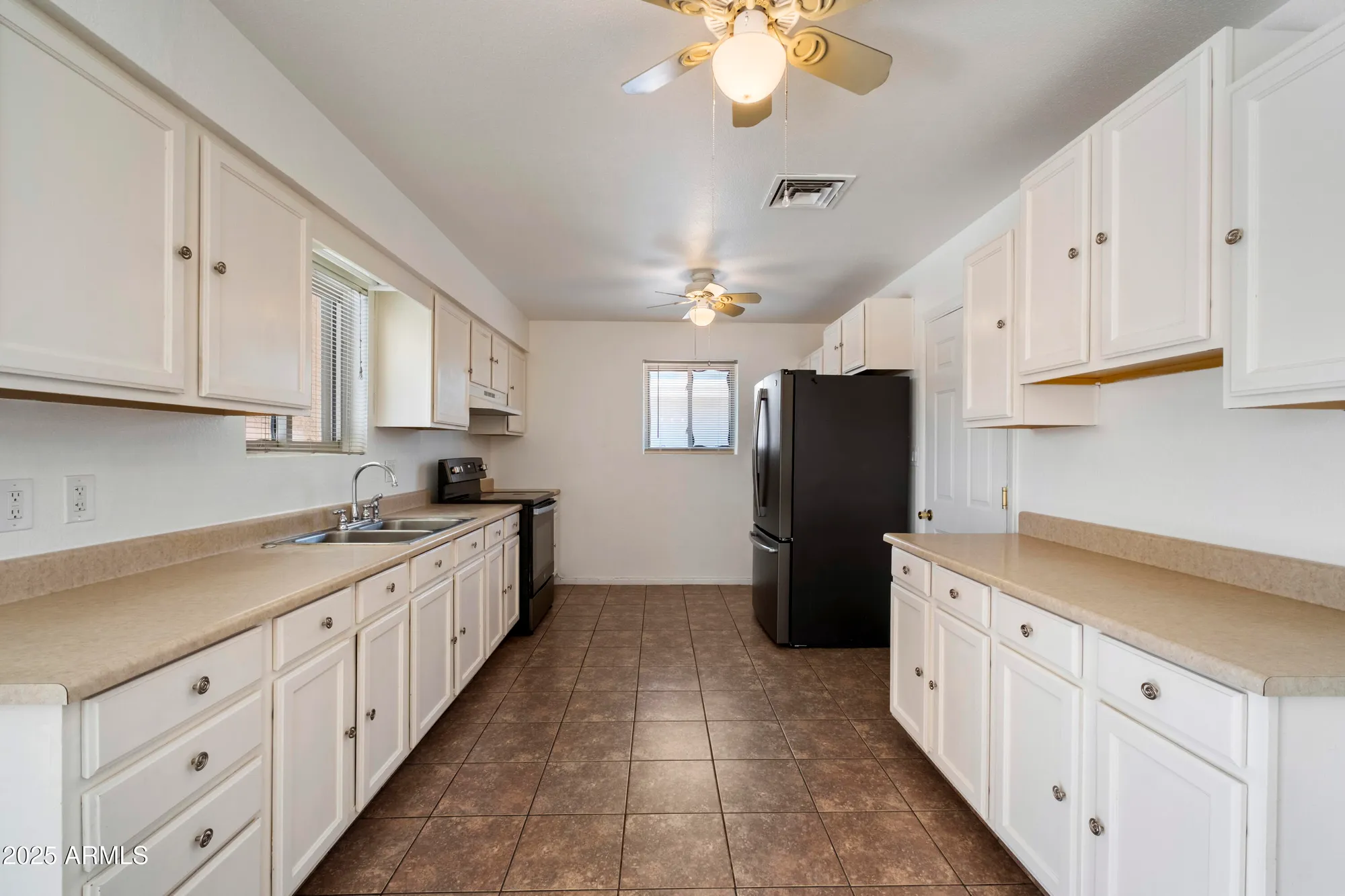 Property Slideshow image 10 of 30 | 1511 s grand dr, Apache Junction, AZ, 85120