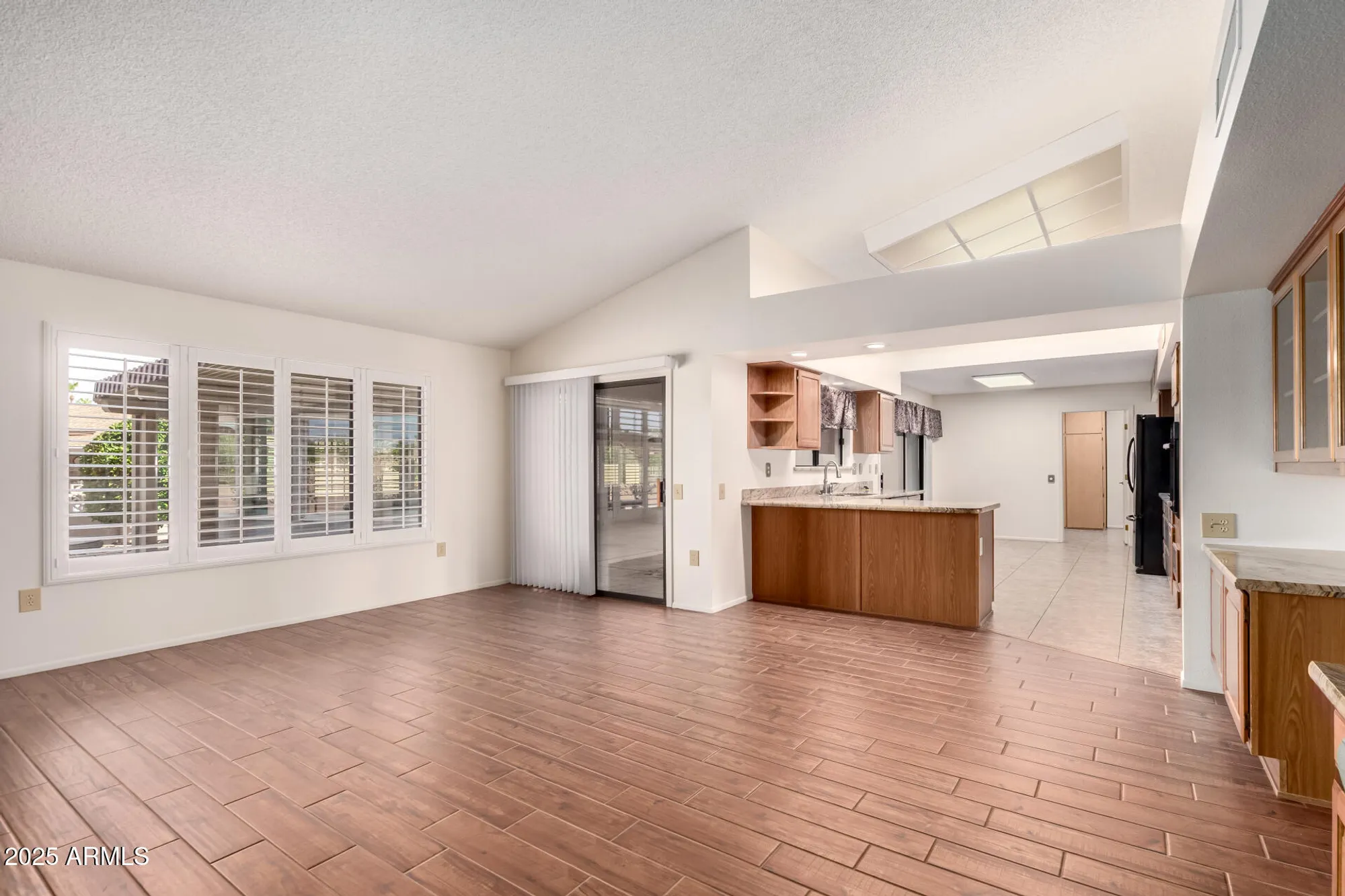 Property Slideshow image 7 of 28 | 14121 w casa linda dr, Sun City West, AZ, 85375