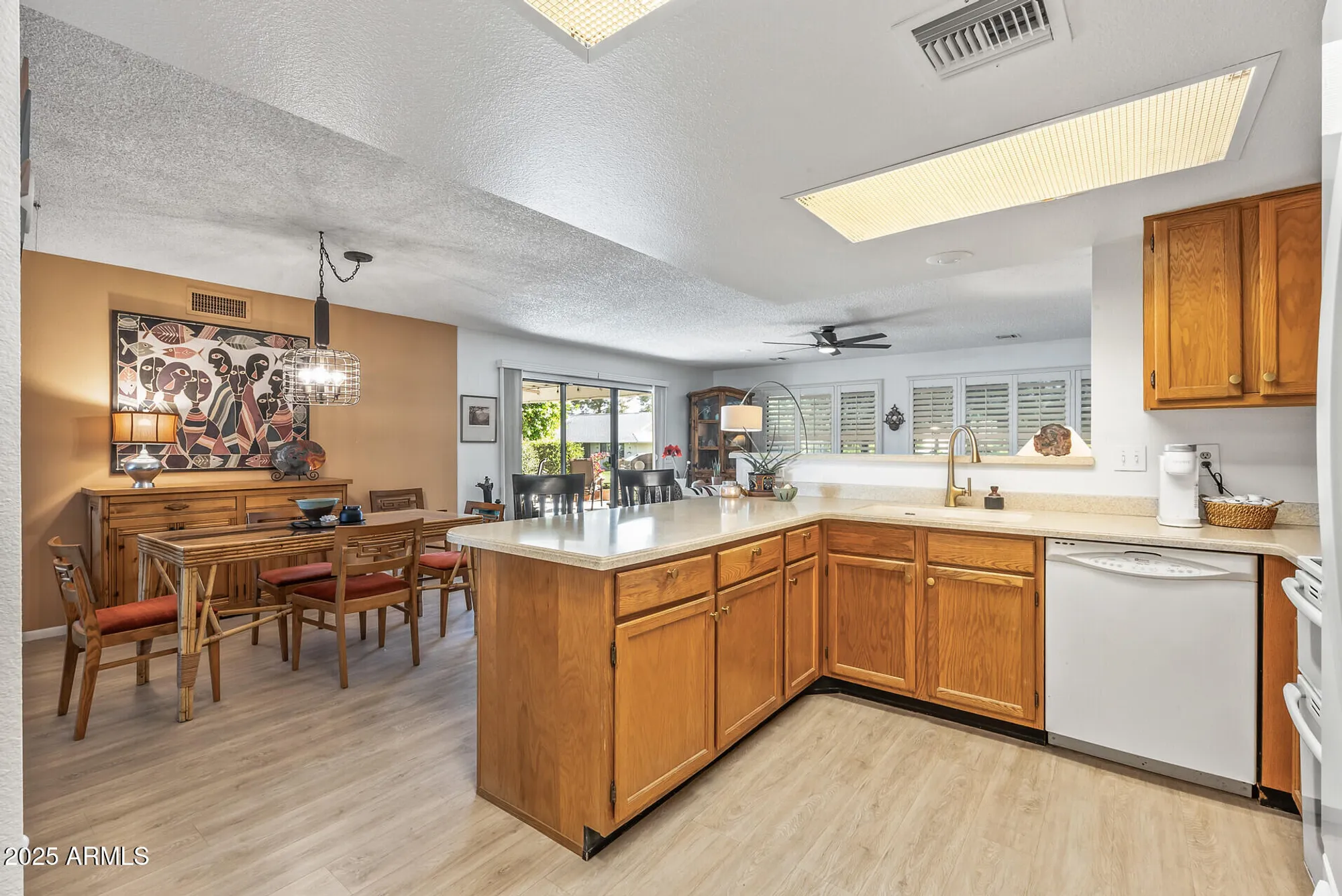 Property Slideshow image 19 of 56 | 12719 w shadow hills dr, Sun City West, AZ, 85375