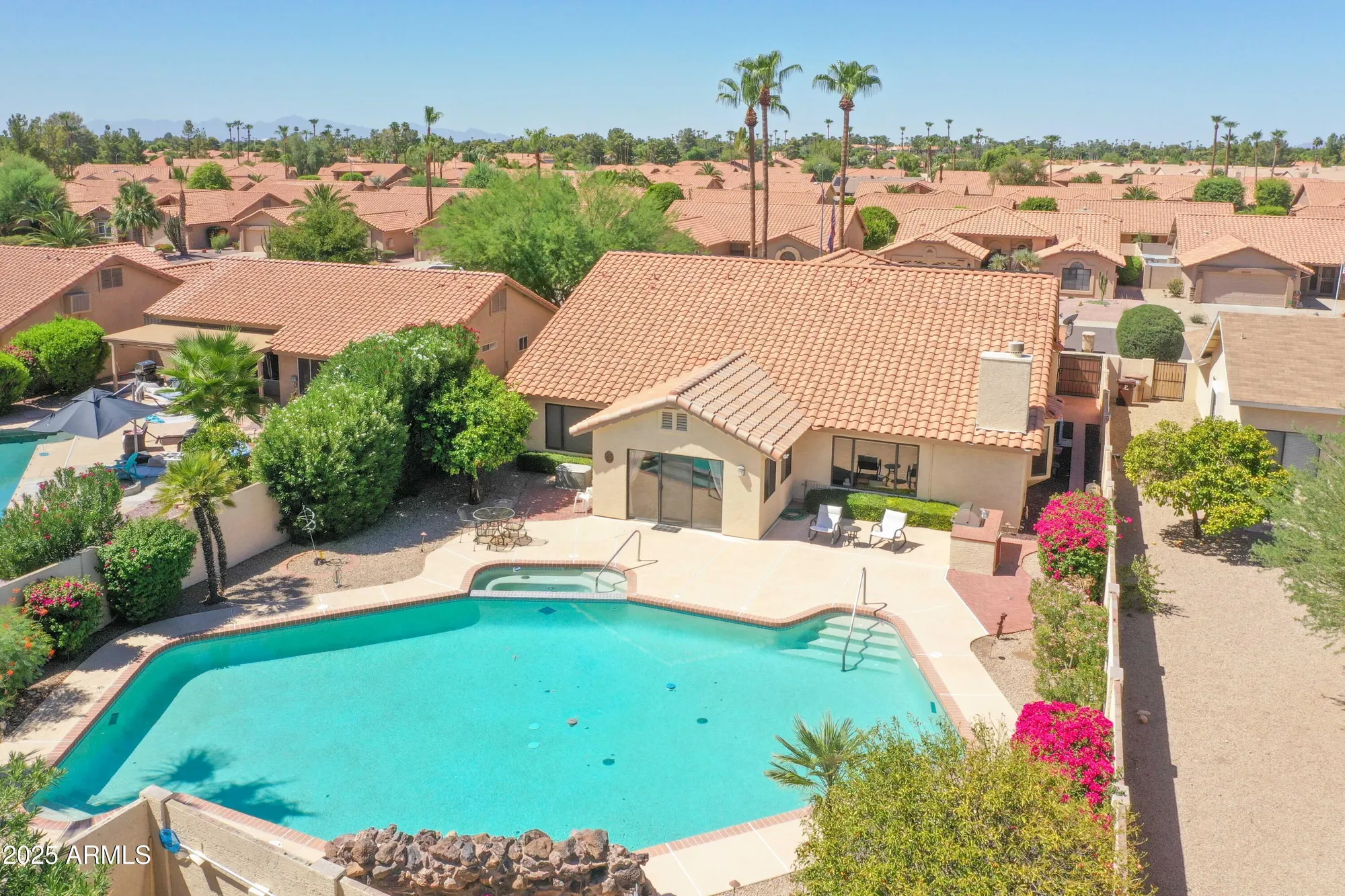 Property Slideshow image 7 of 43 | 20143 n 92nd ave, Peoria, AZ, 85382