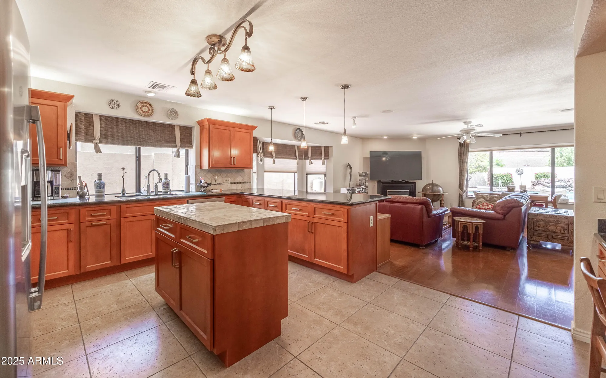 Property Slideshow image 18 of 43 | 20143 n 92nd ave, Peoria, AZ, 85382