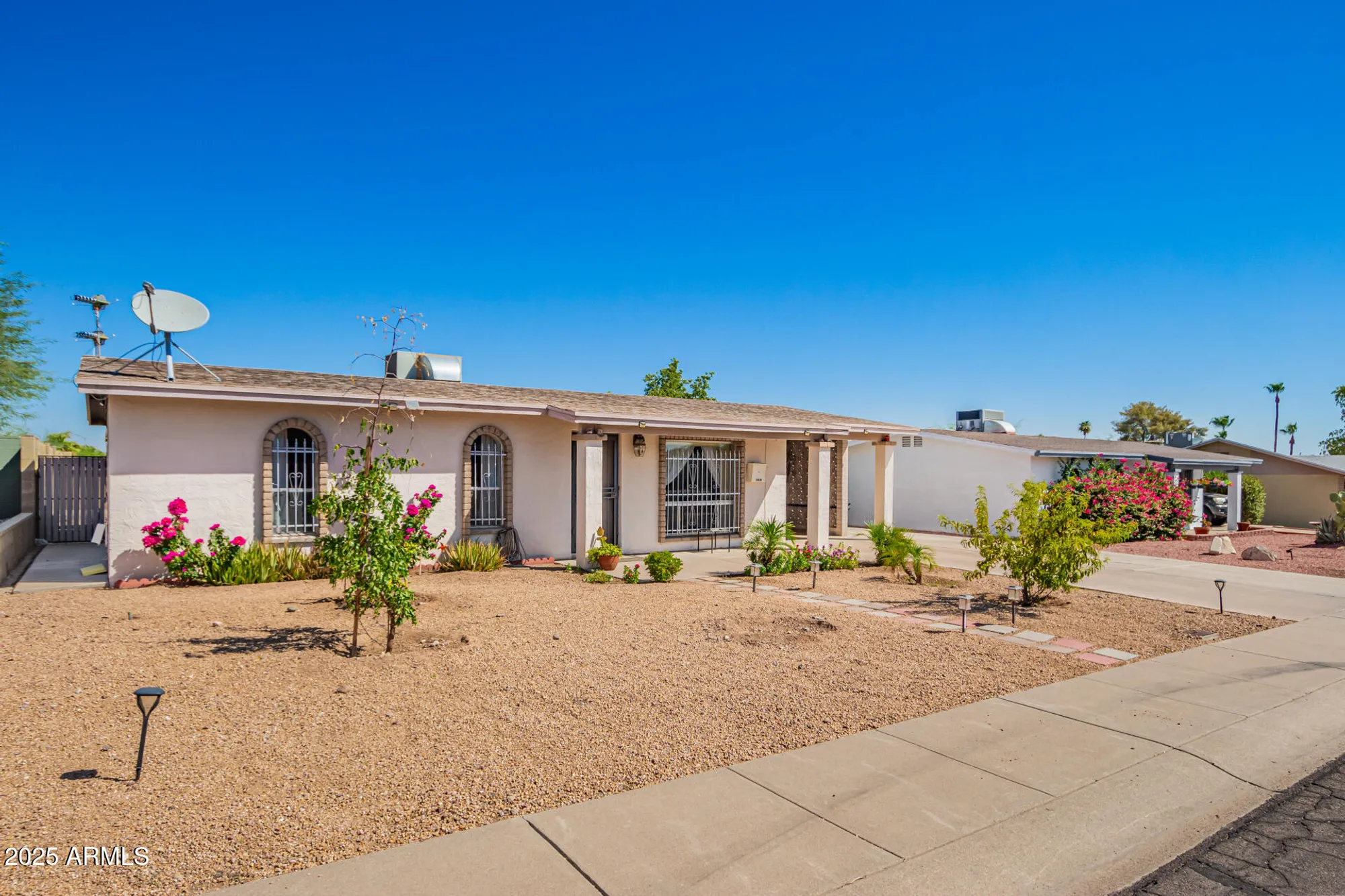 Property Slideshow image 6 of 31 | 15618 n 21st st, Phoenix, AZ, 85022