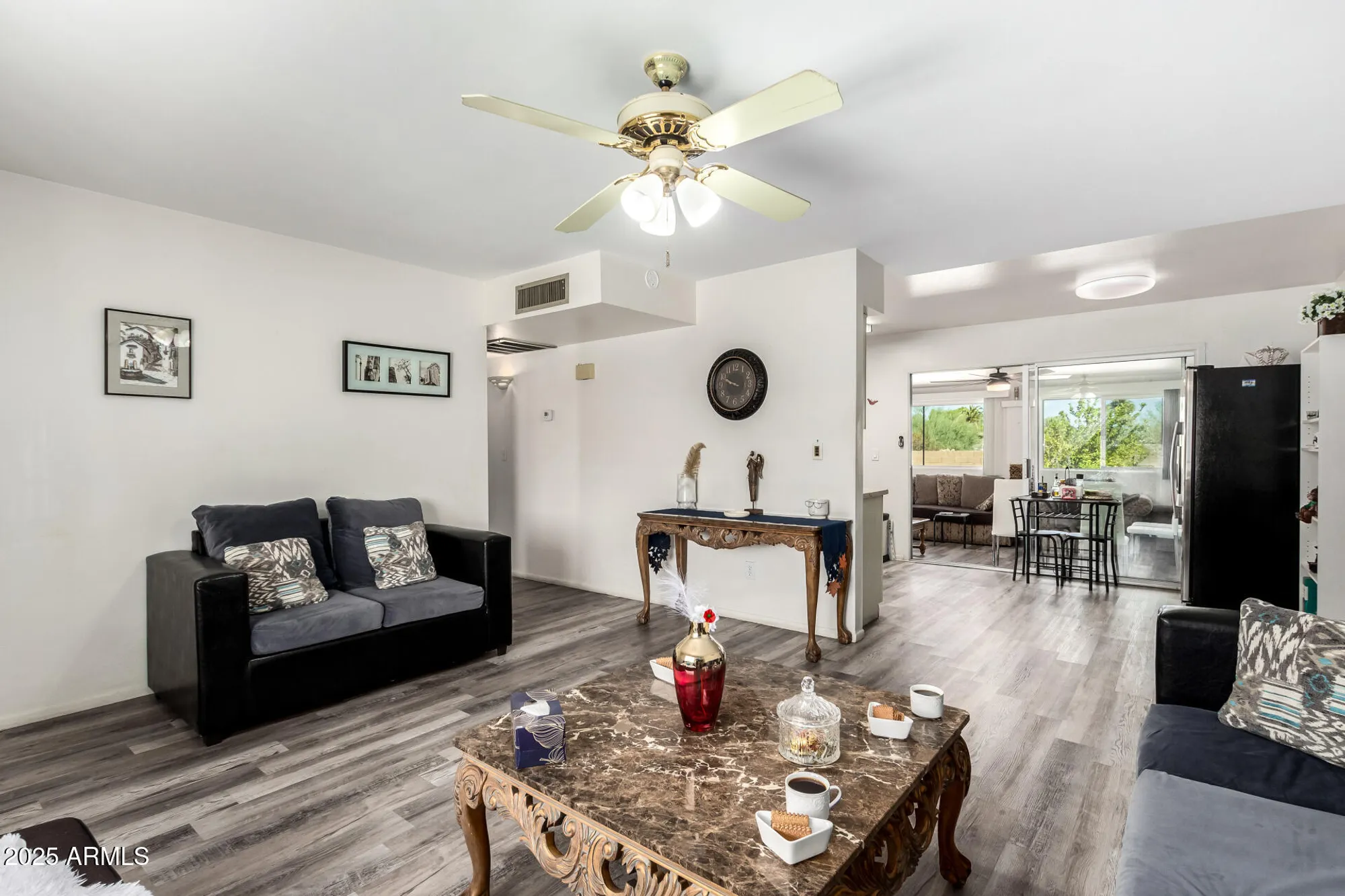 Property Slideshow image 10 of 31 | 15618 n 21st st, Phoenix, AZ, 85022