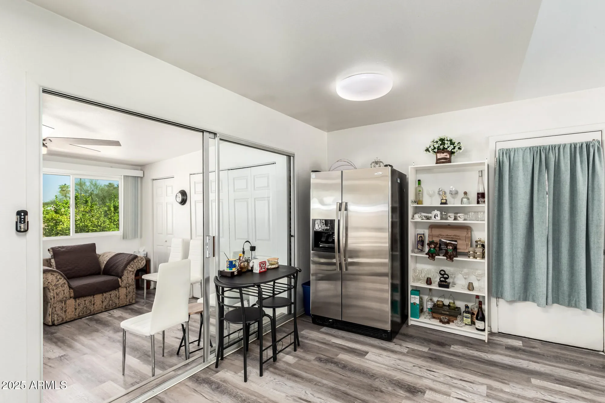 Property Slideshow image 14 of 31 | 15618 n 21st st, Phoenix, AZ, 85022