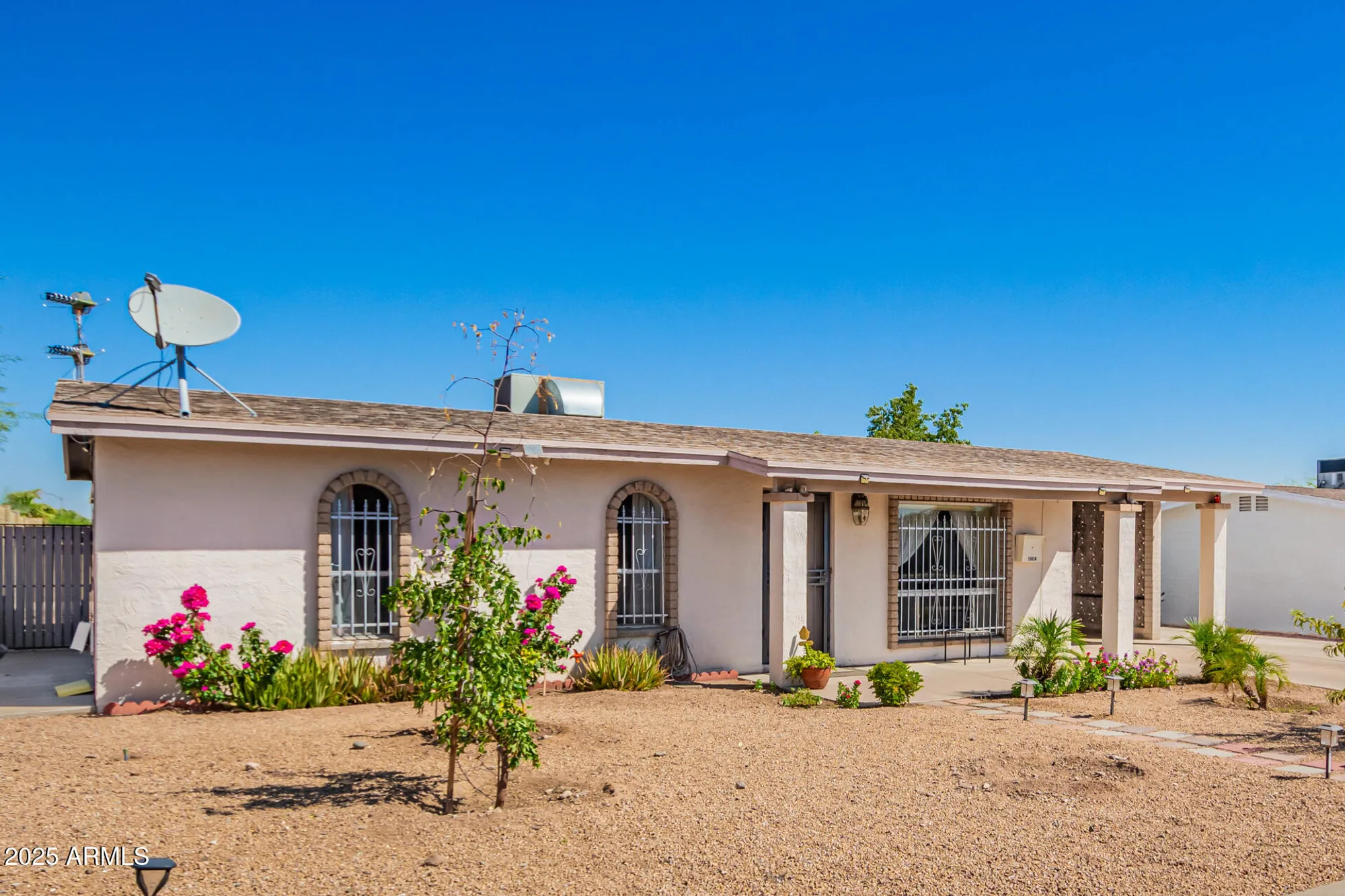 Property Slideshow image 5 of 31 | 15618 n 21st st, Phoenix, AZ, 85022