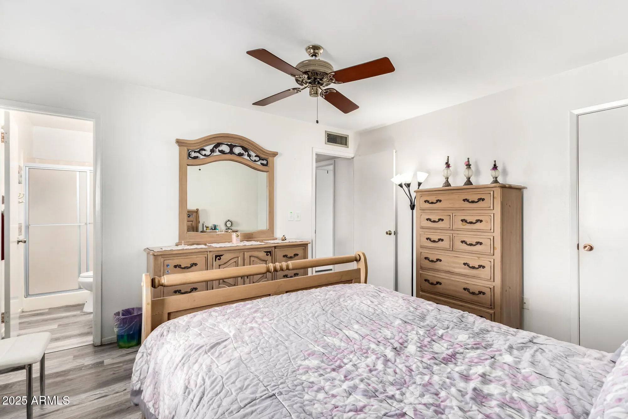 Property Slideshow image 20 of 31 | 15618 n 21st st, Phoenix, AZ, 85022