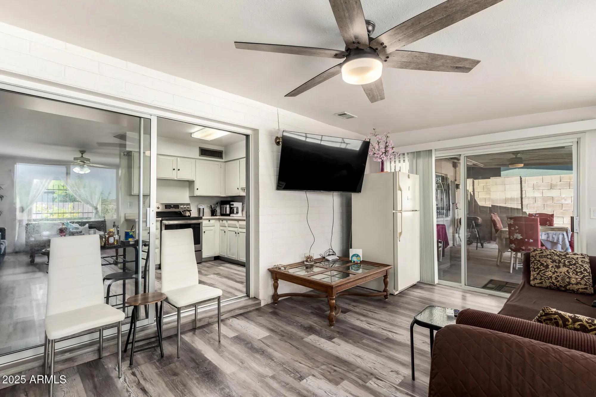 Property Slideshow image 25 of 31 | 15618 n 21st st, Phoenix, AZ, 85022