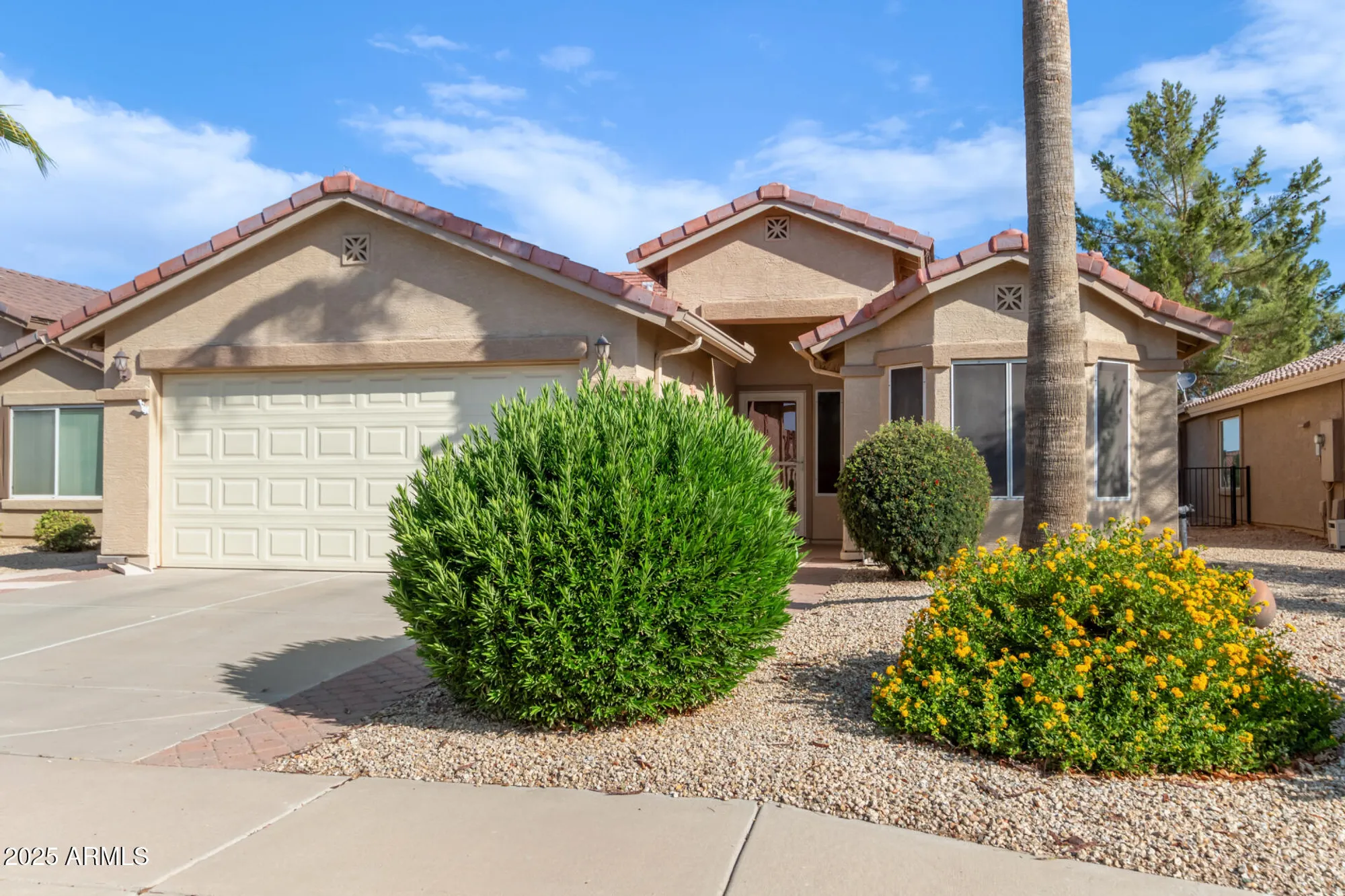 Property Slideshow image 2 of 39 | 2384 e antigua dr, Casa Grande, AZ, 85194