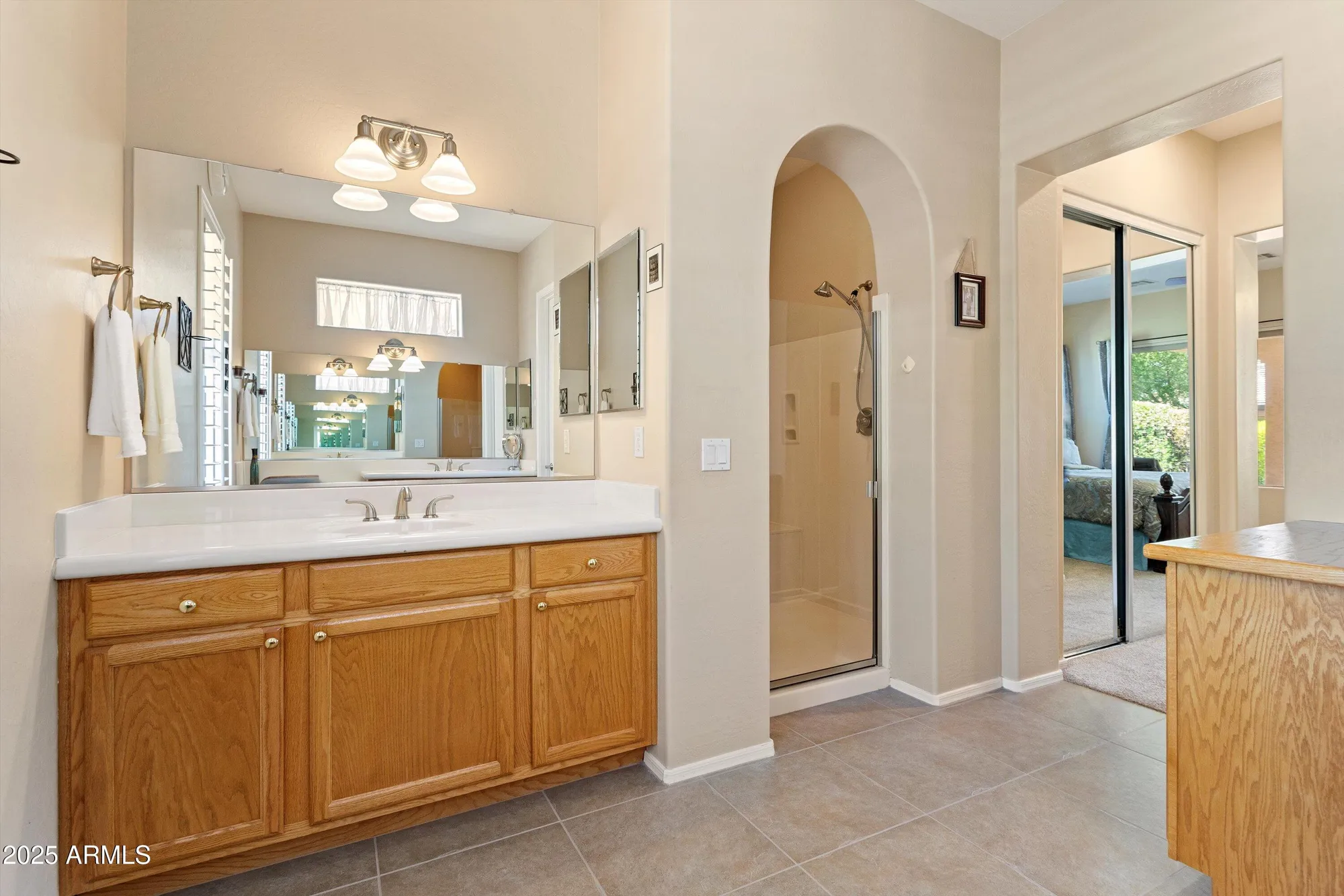 Property Slideshow image 15 of 54 | 12379 w hedge hog pl, Peoria, AZ, 85383