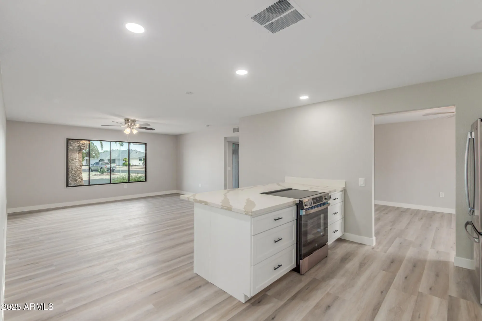 Property Slideshow image 11 of 27 | 12434 w galaxy dr, Sun City West, AZ, 85375