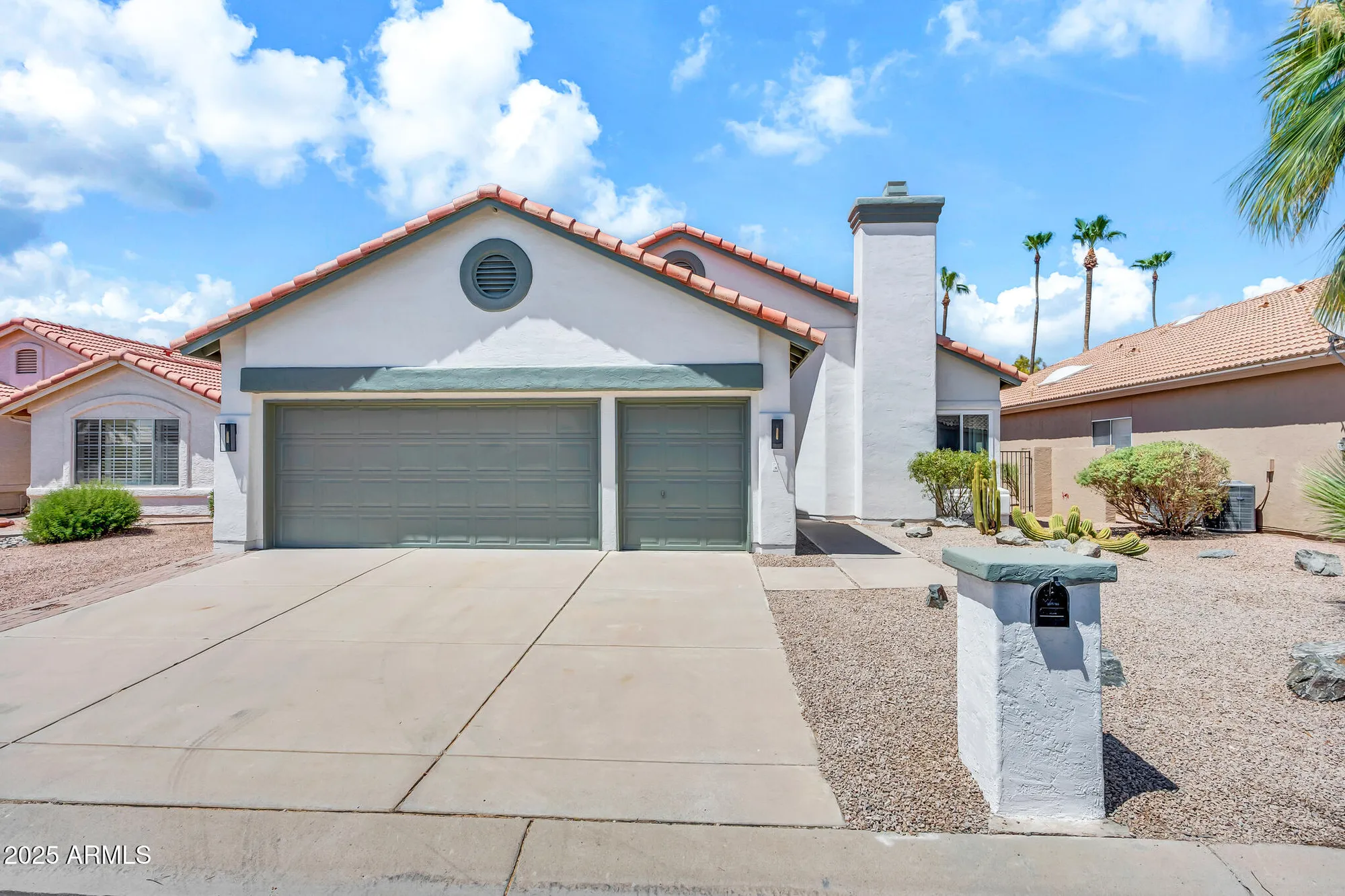 Property Slideshow image 2 of 53 | 10914 e navajo dr, Sun Lakes, AZ, 85248