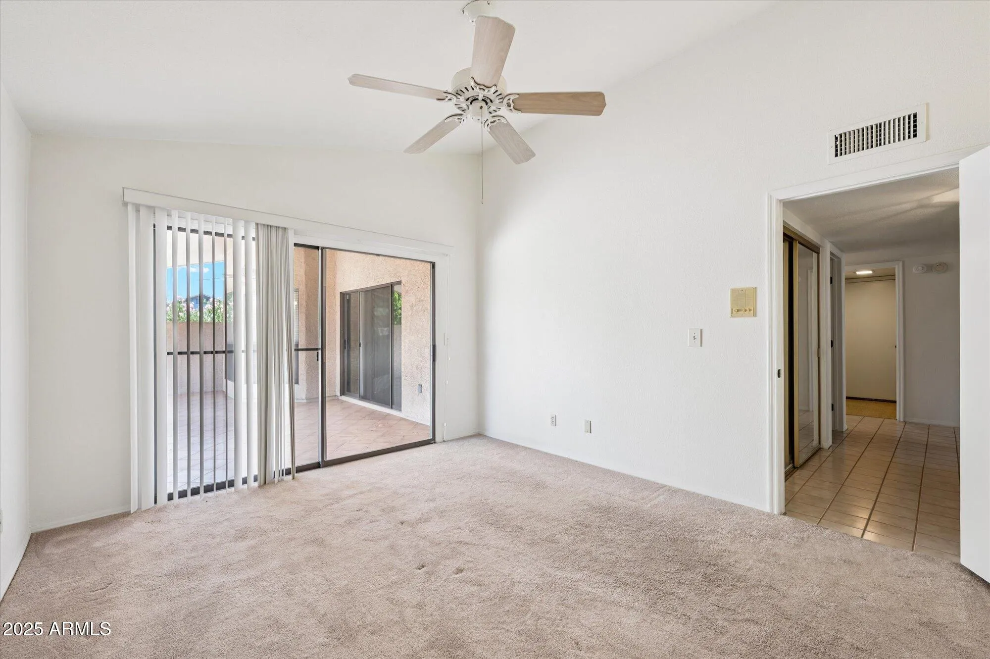 Property Slideshow image 17 of 31 | 12826 s 40th pl, Phoenix, AZ, 85044