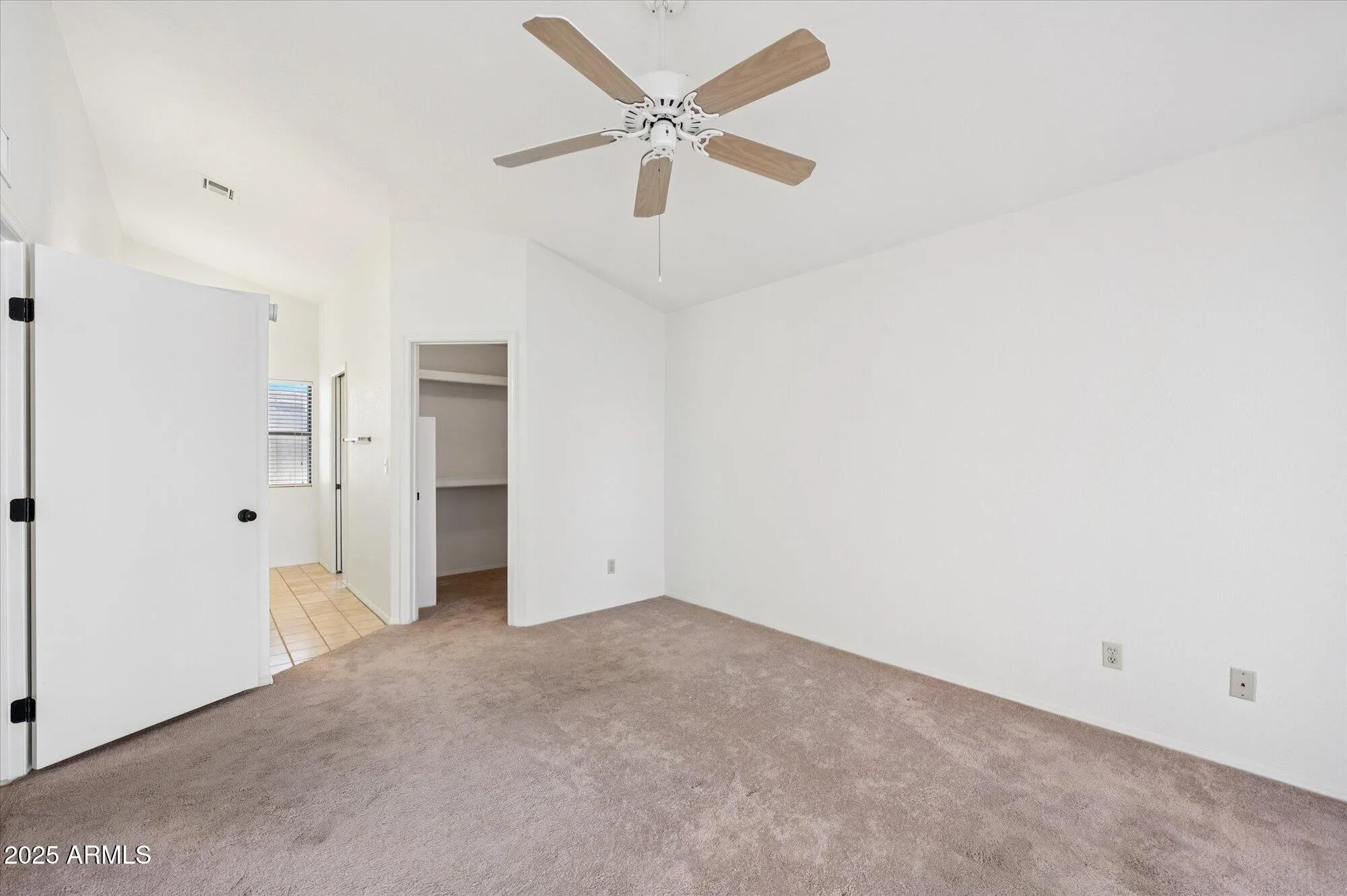 Property Slideshow image 25 of 31 | 12826 s 40th pl, Phoenix, AZ, 85044