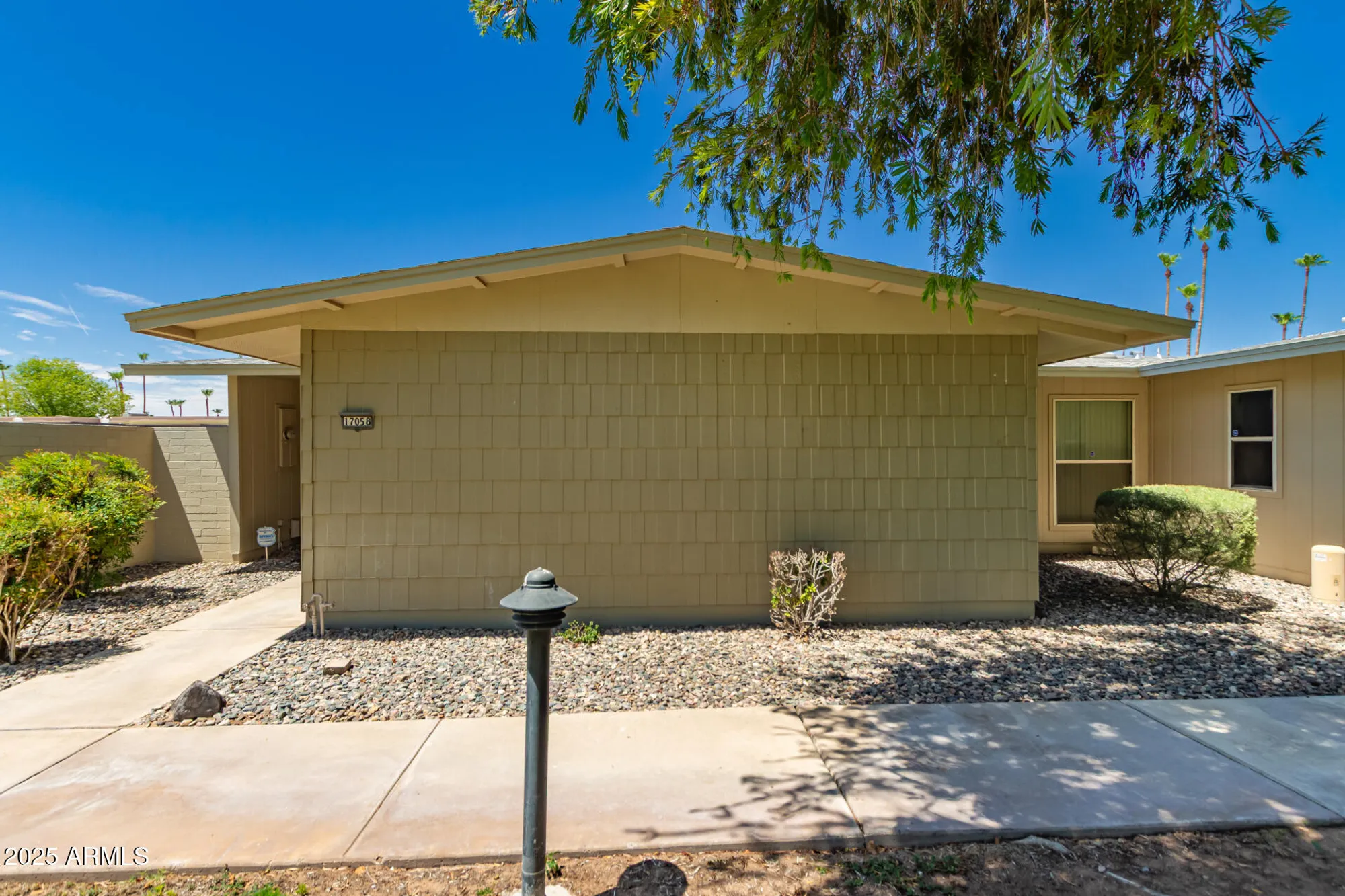 Property Slideshow image 22 of 26 | 17058 n 106th ave, Sun City, AZ, 85373