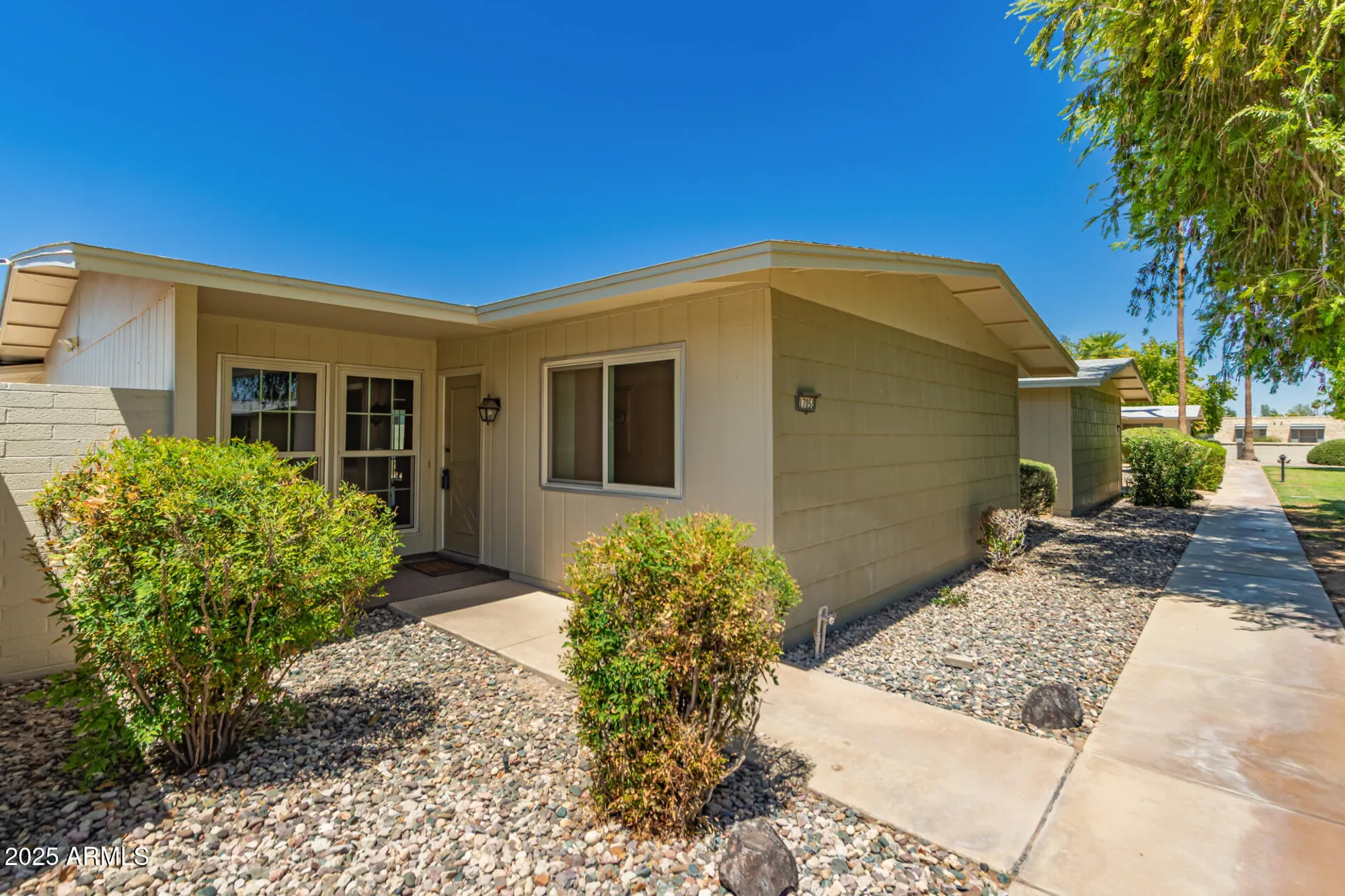 Property Slideshow image 1 of 26 | 17058 n 106th ave, Sun City, AZ, 85373