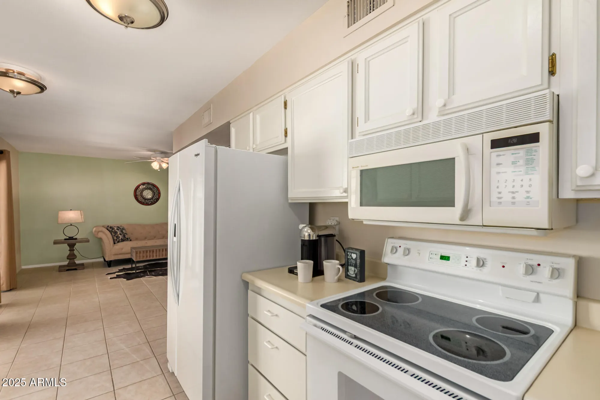 Property Slideshow image 7 of 26 | 17058 n 106th ave, Sun City, AZ, 85373