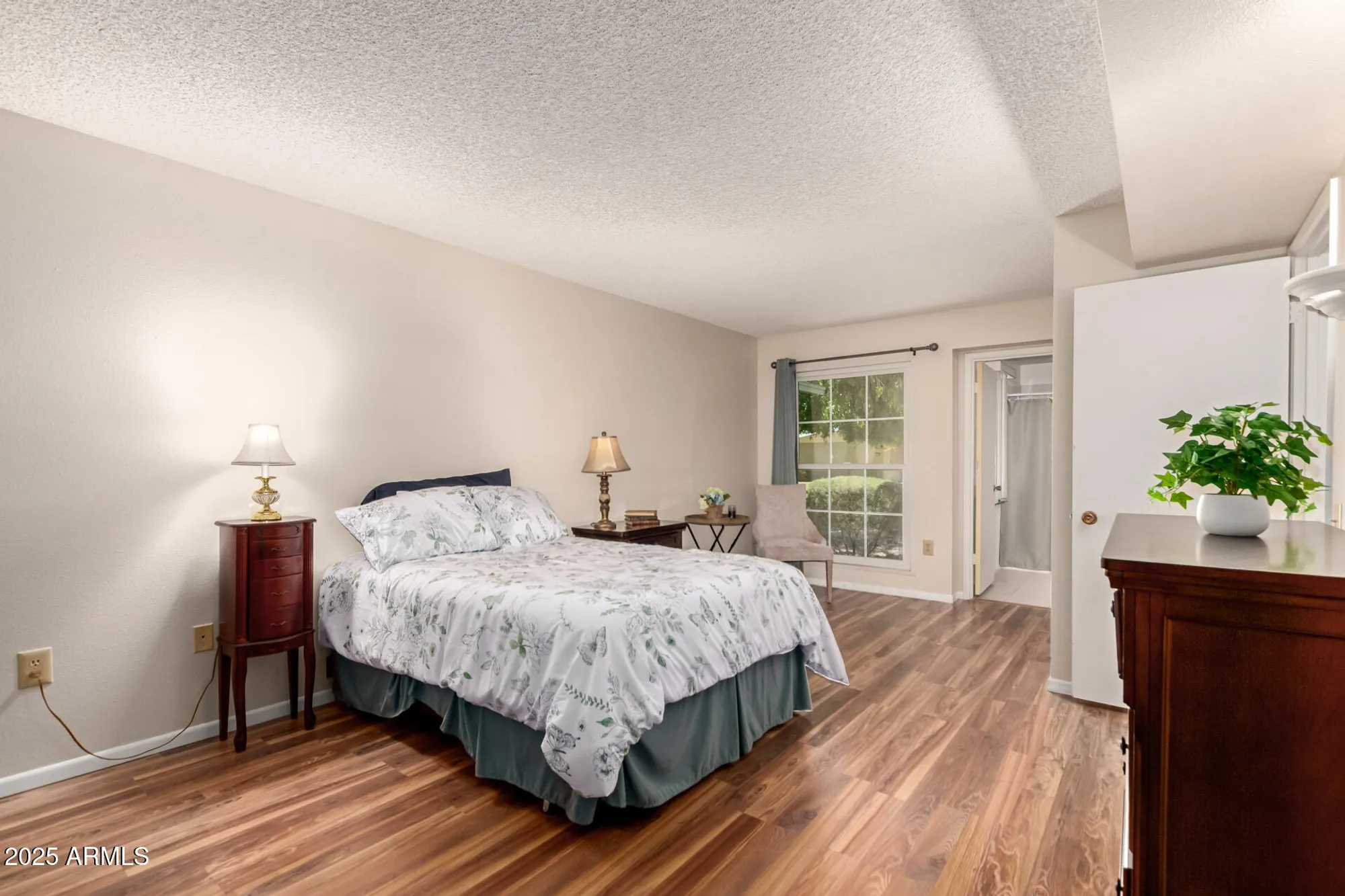 Property Slideshow image 11 of 26 | 17058 n 106th ave, Sun City, AZ, 85373