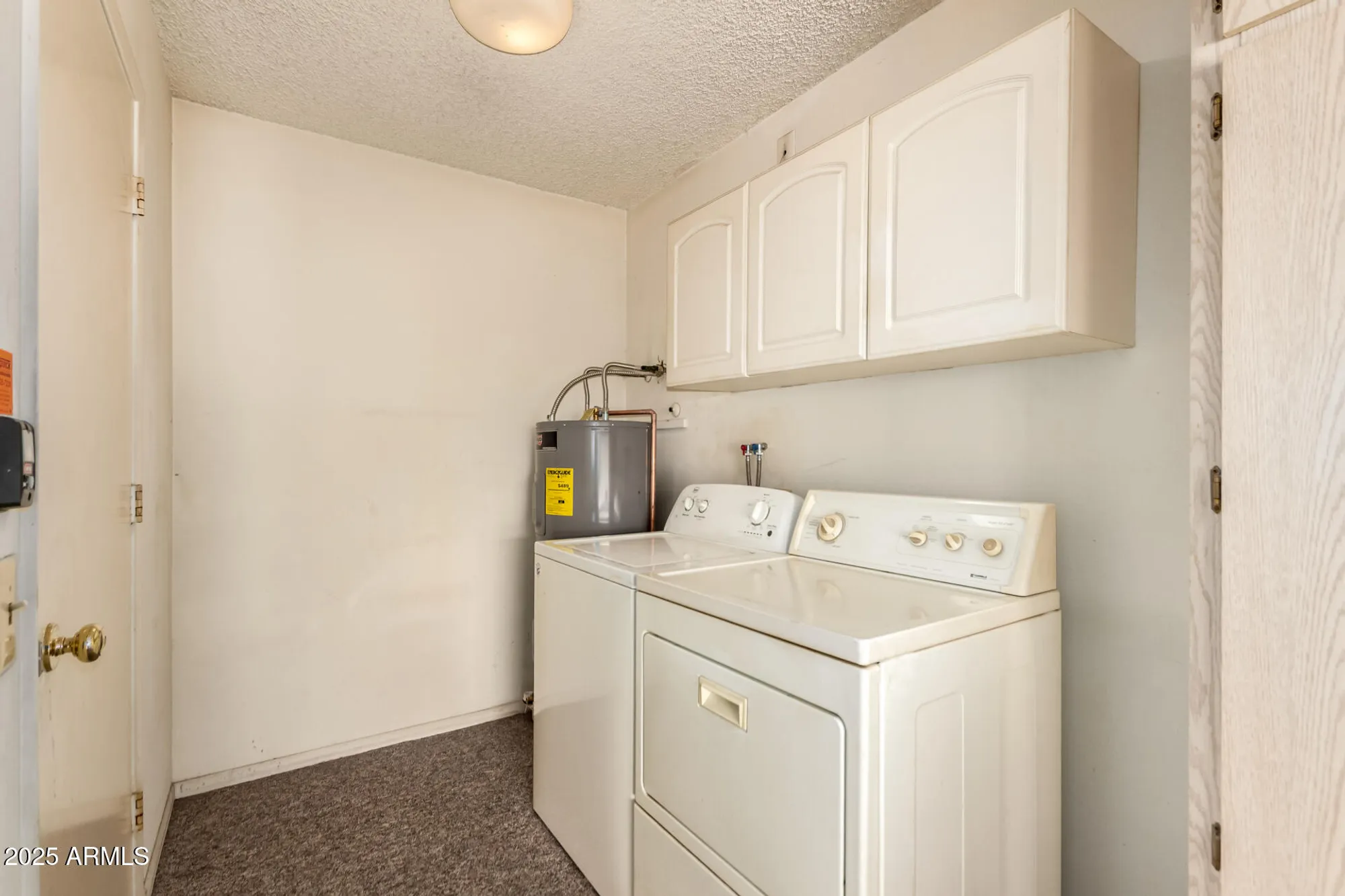 Property Slideshow image 14 of 26 | 17058 n 106th ave, Sun City, AZ, 85373