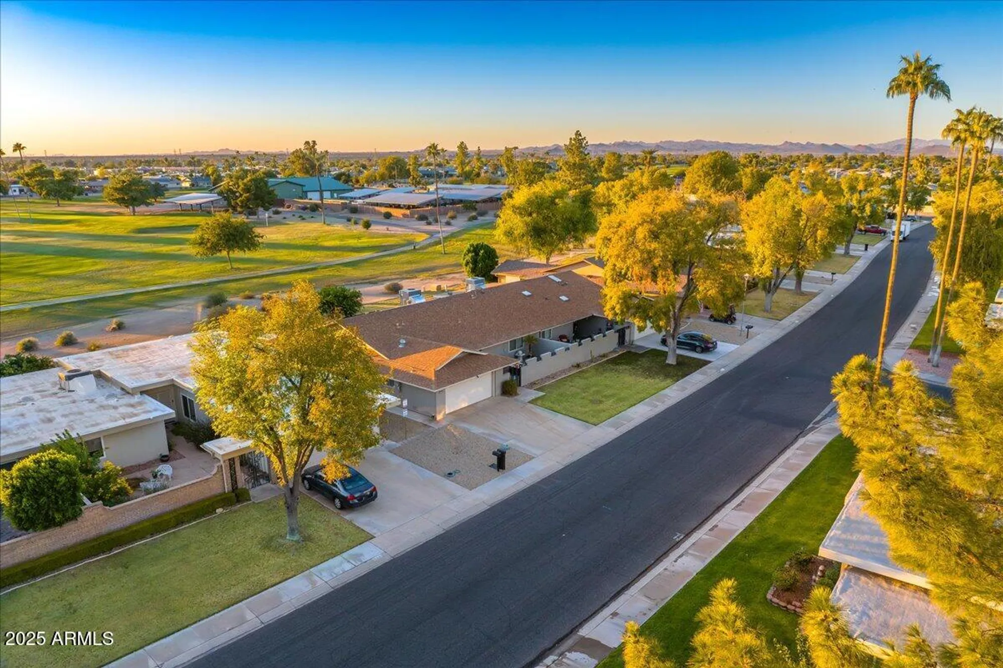 Property Slideshow image 4 of 28 | 18410 n 104th ave, Sun City, AZ, 85373