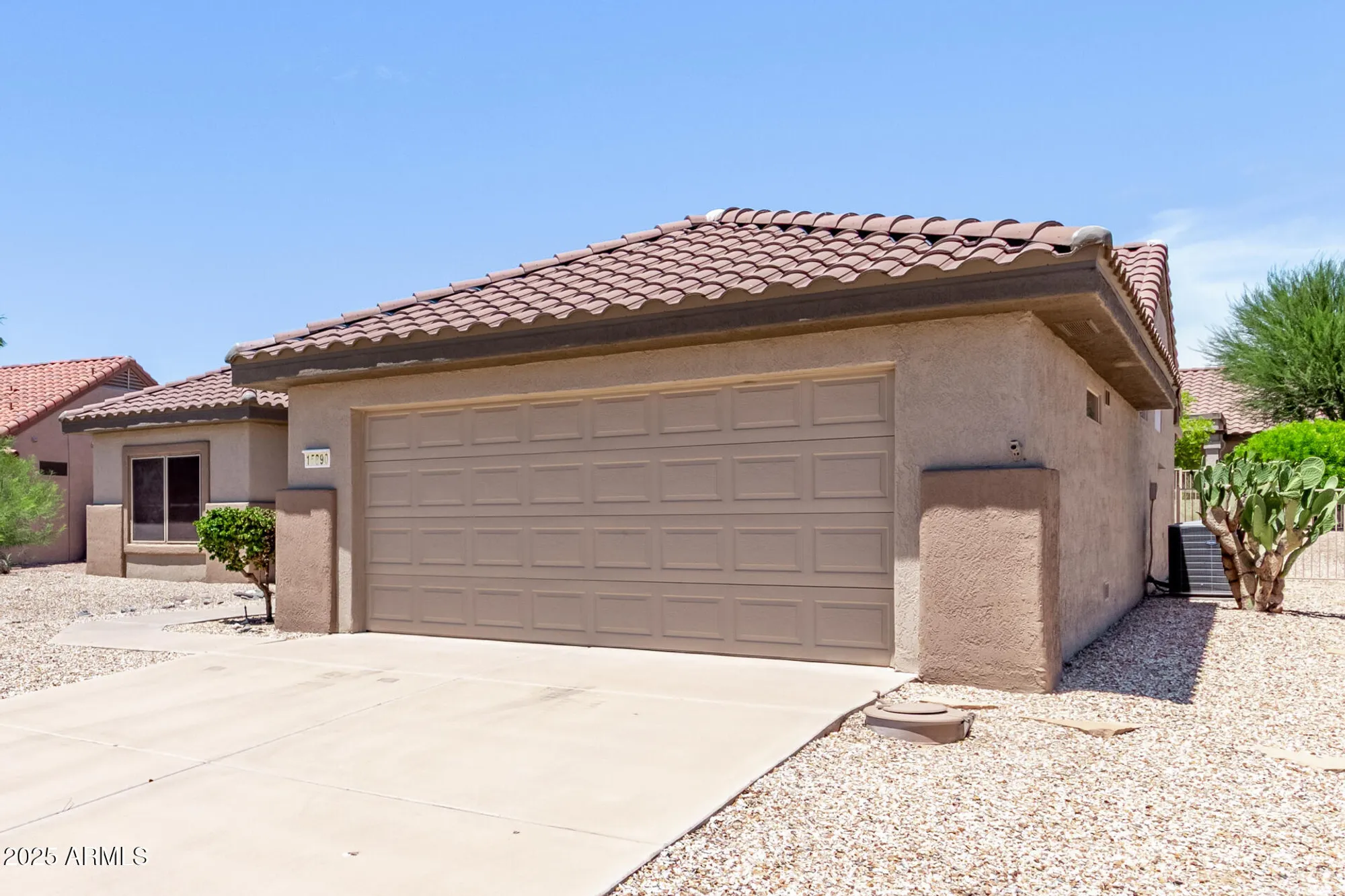 Property Slideshow image 5 of 32 | 15890 w autumn sage dr, Surprise, AZ, 85374