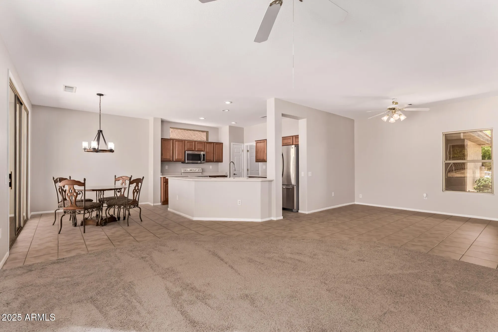 Property Slideshow image 11 of 32 | 15890 w autumn sage dr, Surprise, AZ, 85374