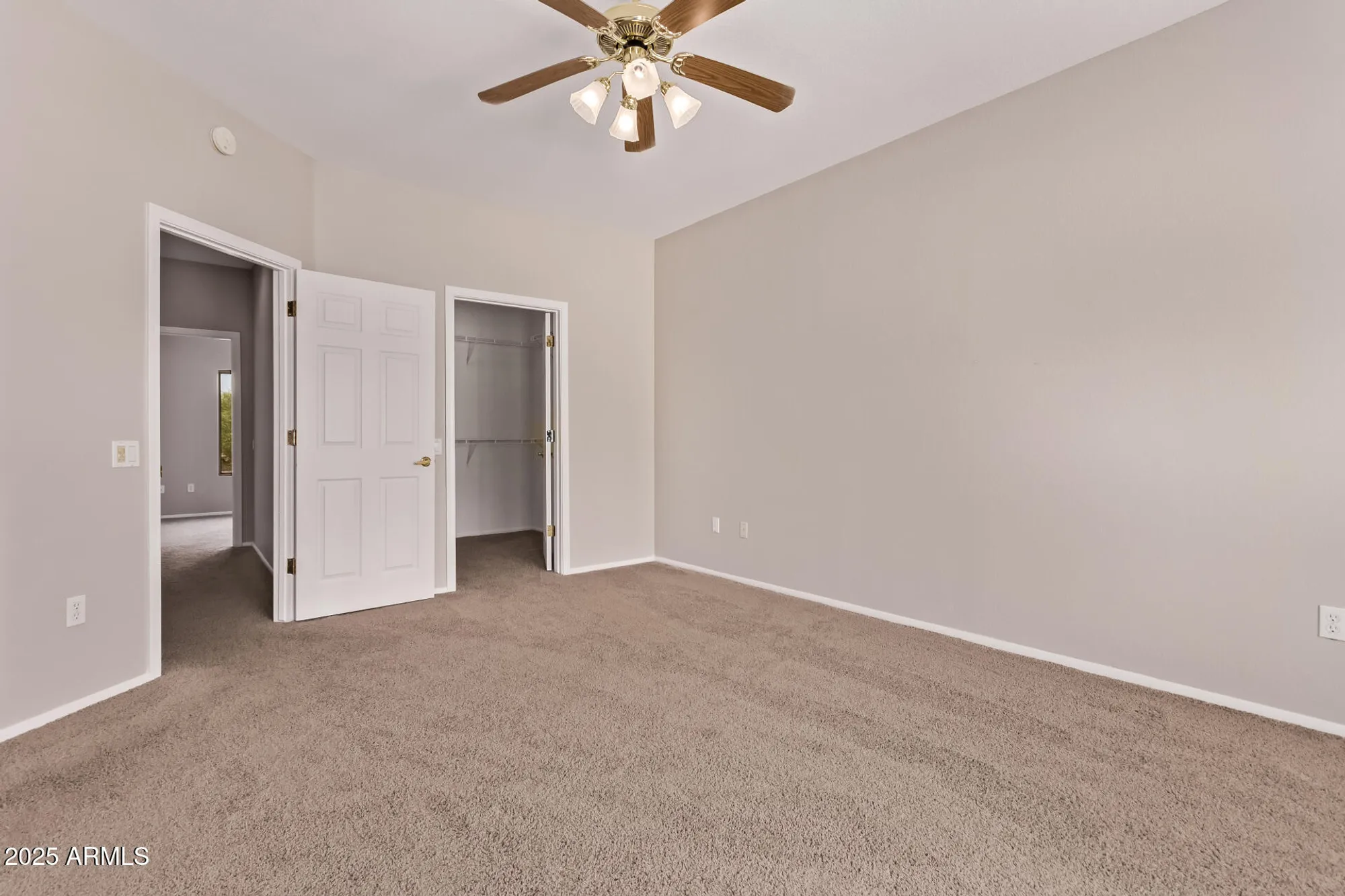 Property Slideshow image 16 of 32 | 15890 w autumn sage dr, Surprise, AZ, 85374