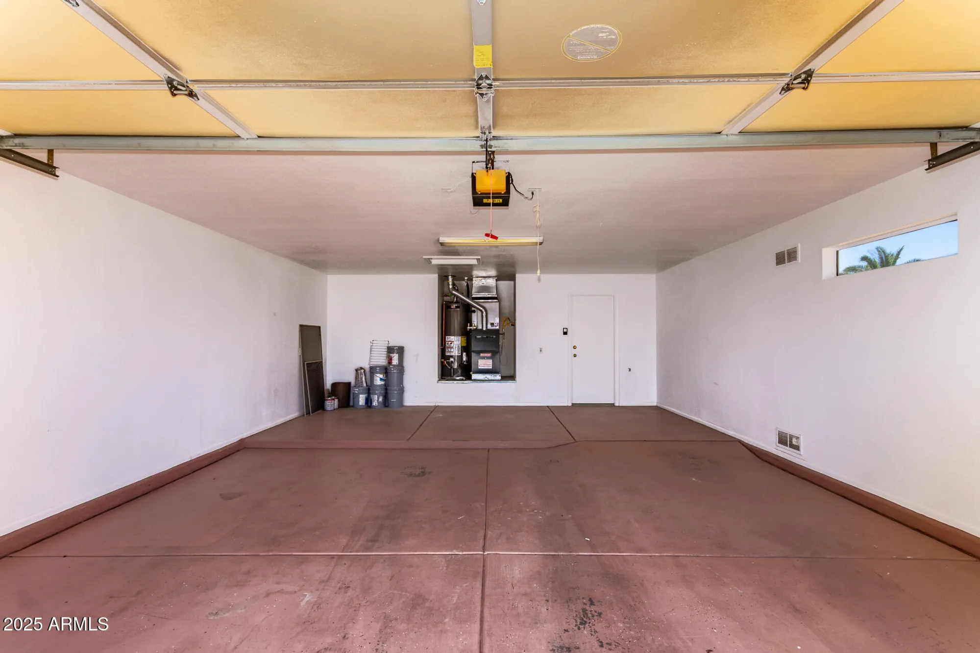 Property Slideshow image 25 of 32 | 15890 w autumn sage dr, Surprise, AZ, 85374