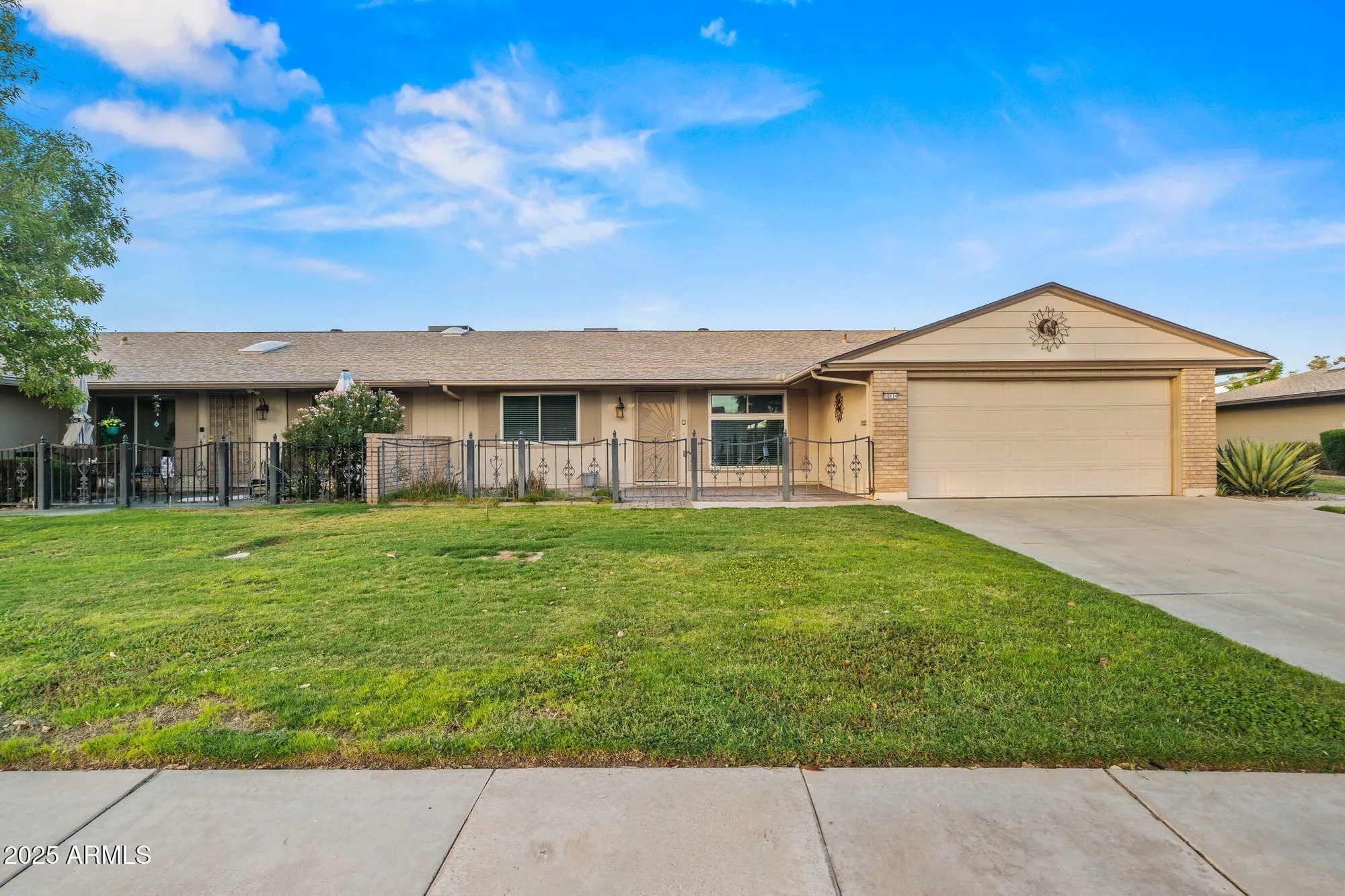 Property Slideshow image 2 of 55 | 10114 w royal oak rd, Sun City, AZ, 85351