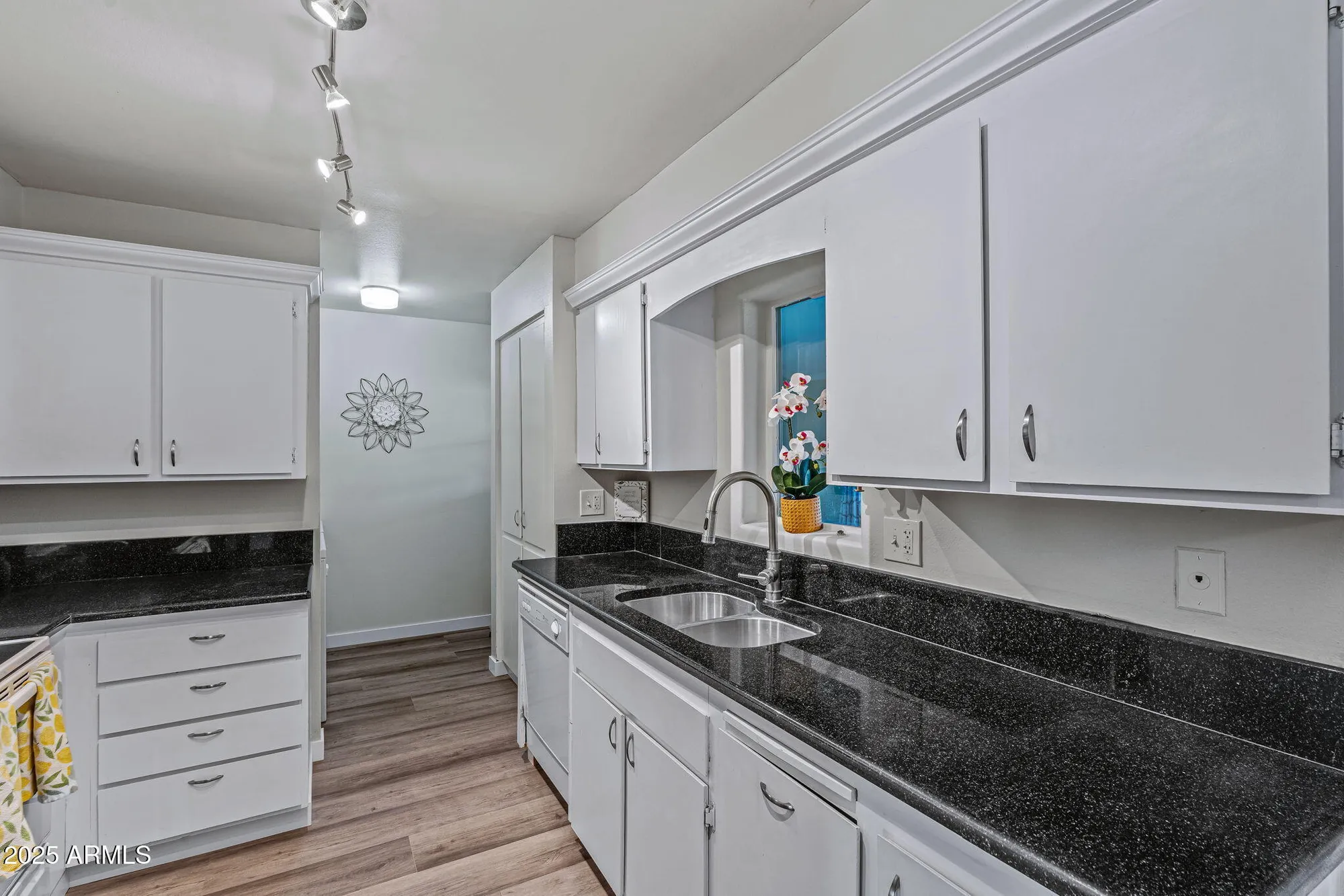 Property Slideshow image 13 of 55 | 10114 w royal oak rd, Sun City, AZ, 85351