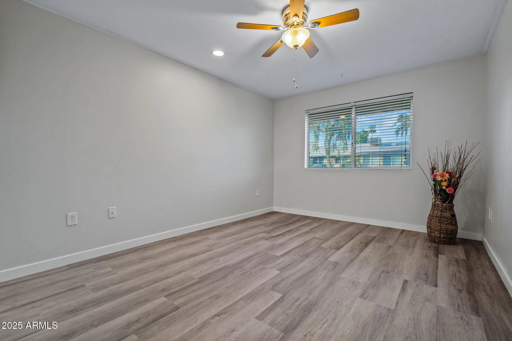 Property Slideshow image 40 of 55 | 10114 w royal oak rd, Sun City, AZ, 85351