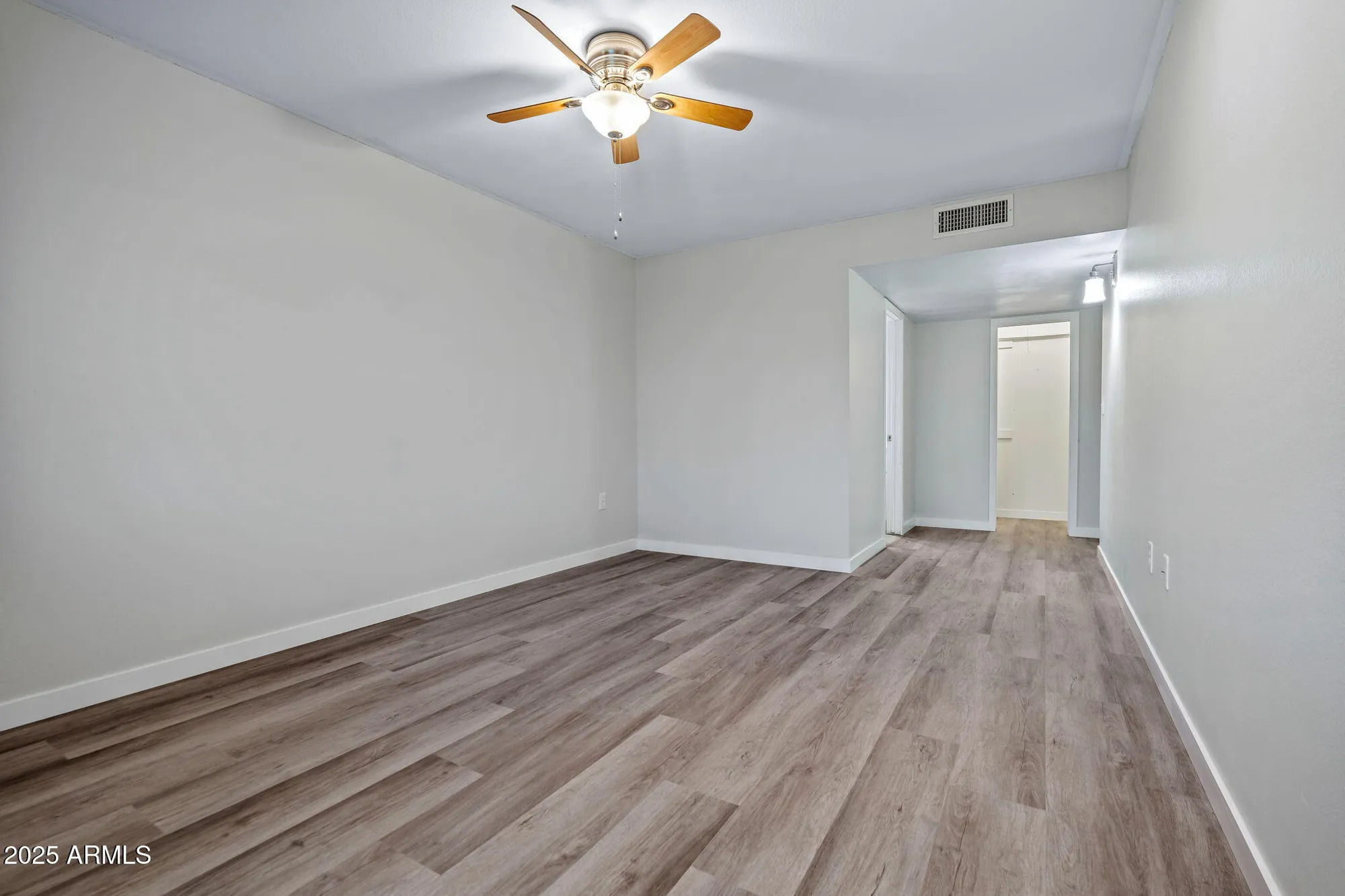 Property Slideshow image 21 of 55 | 10114 w royal oak rd, Sun City, AZ, 85351