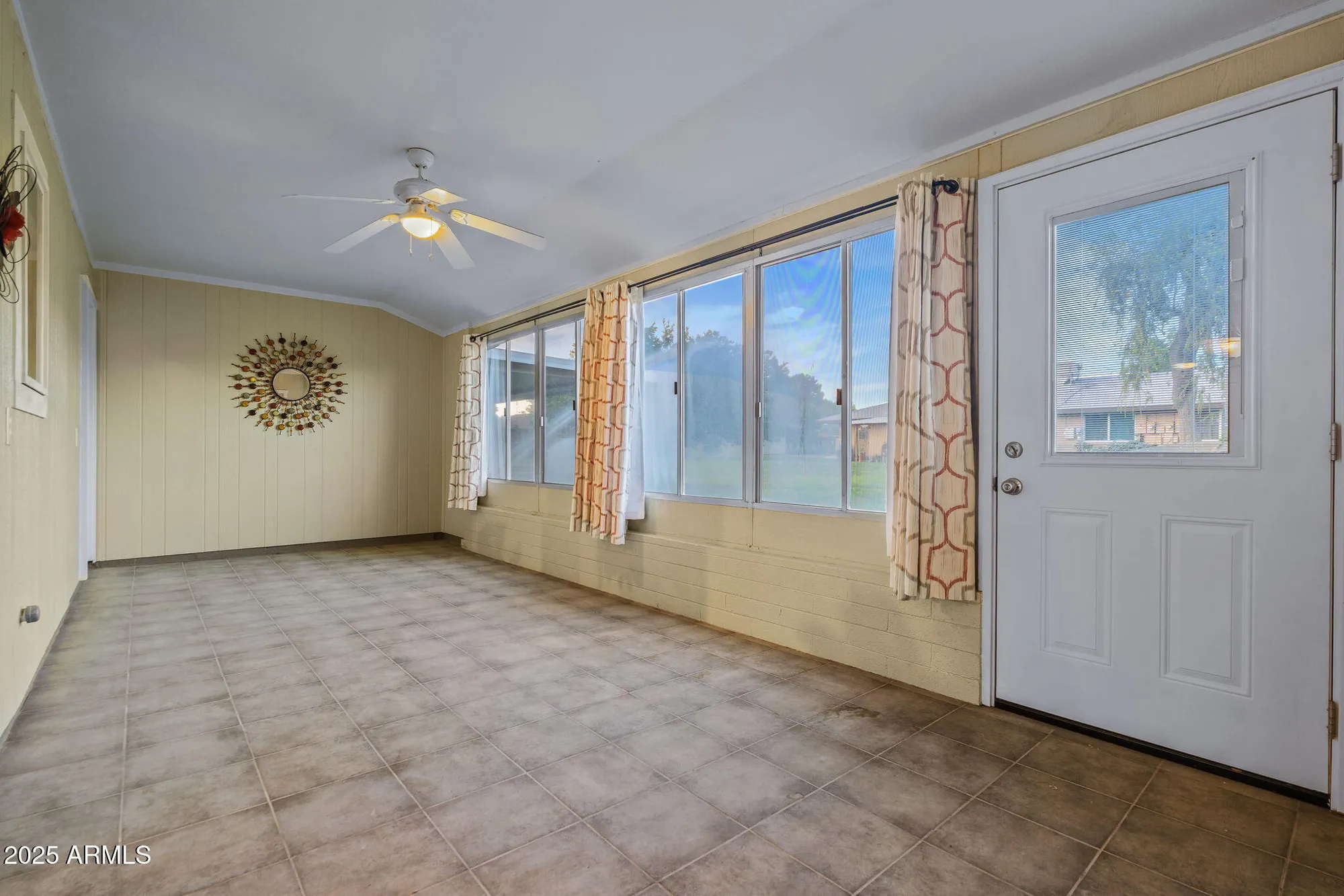 Property Slideshow image 26 of 55 | 10114 w royal oak rd, Sun City, AZ, 85351