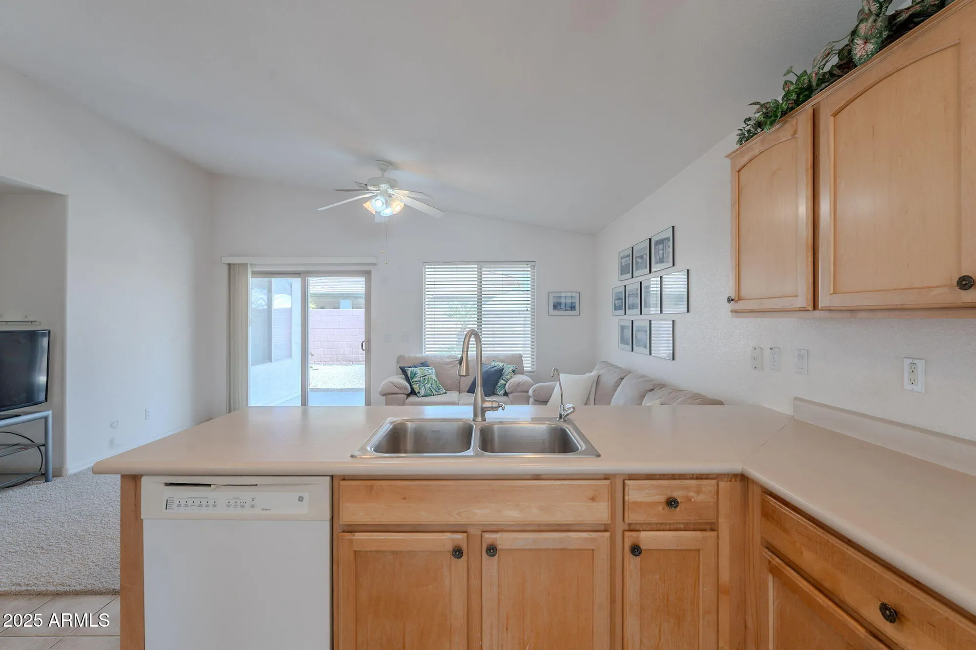 Property Slideshow image 14 of 46 | 3004 e firestone dr, Chandler, AZ, 85249