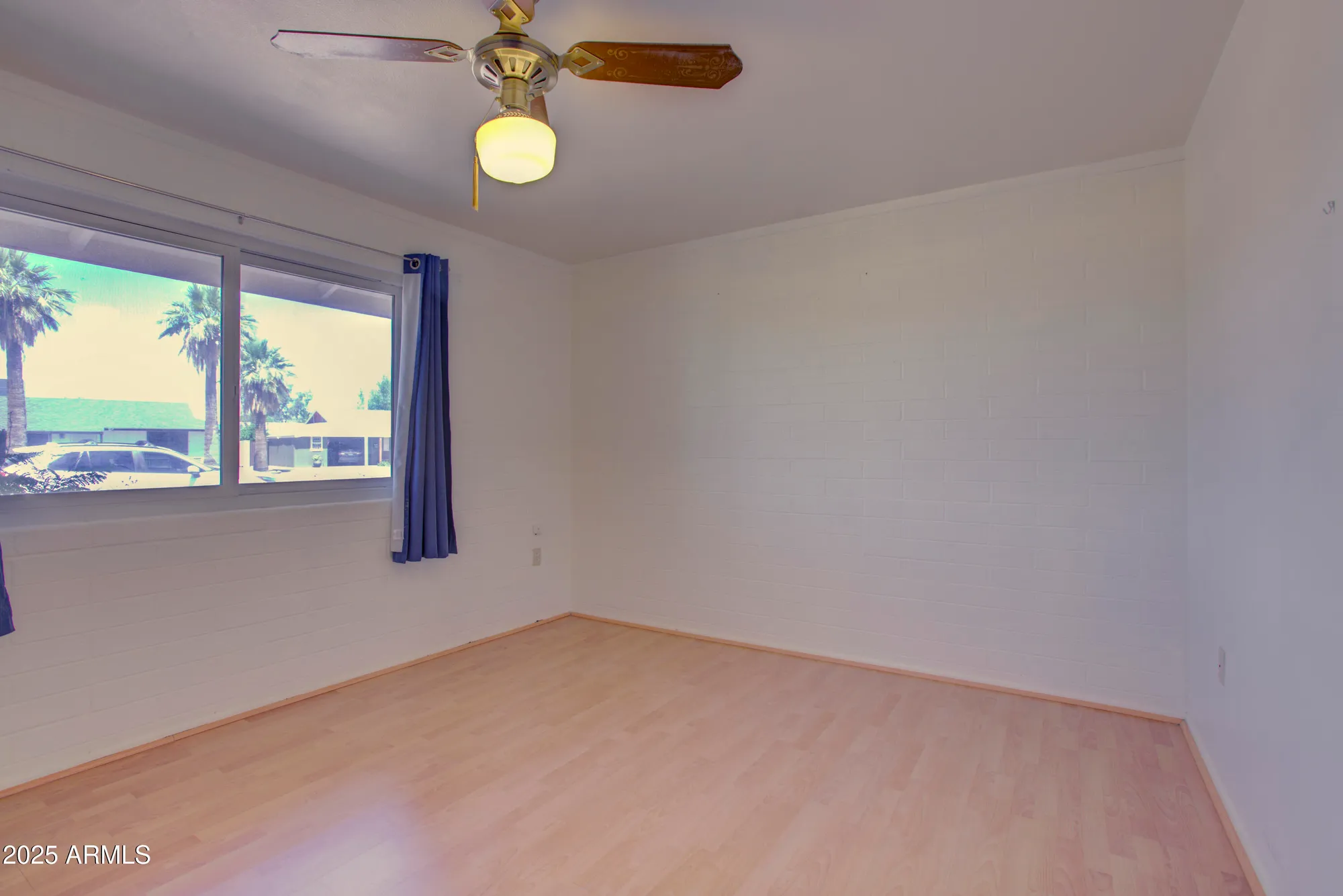 Property Slideshow image 16 of 30 | 10635 n 103rd ave, Sun City, AZ, 85351