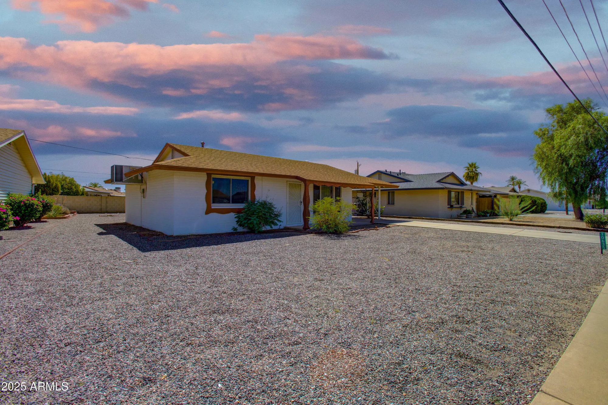 Property Slideshow image 2 of 30 | 10635 n 103rd ave, Sun City, AZ, 85351