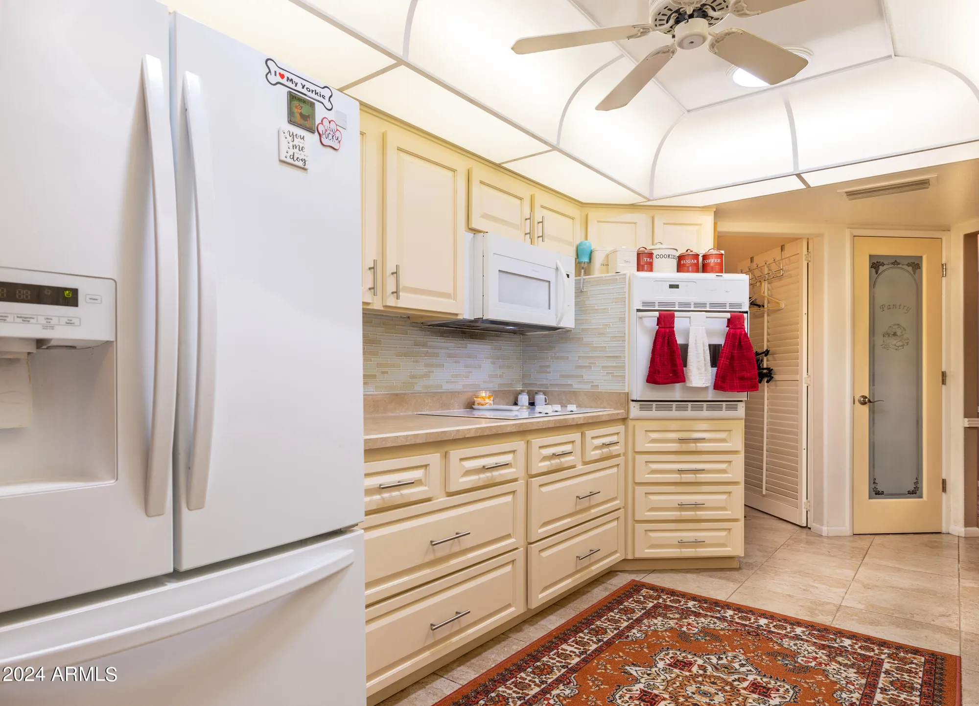 Property Slideshow image 11 of 32 | 10630 w pineaire dr, Sun City, AZ, 85351