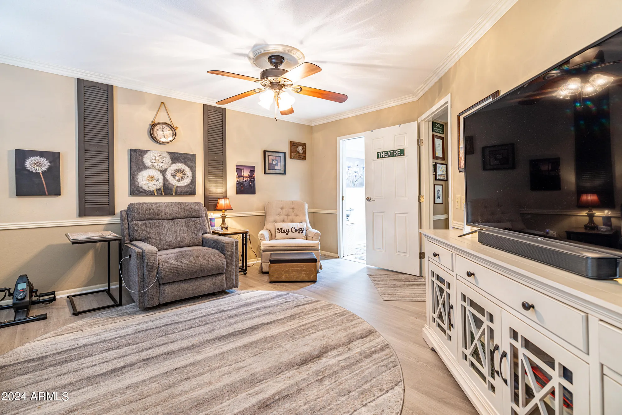 Property Slideshow image 21 of 32 | 10630 w pineaire dr, Sun City, AZ, 85351