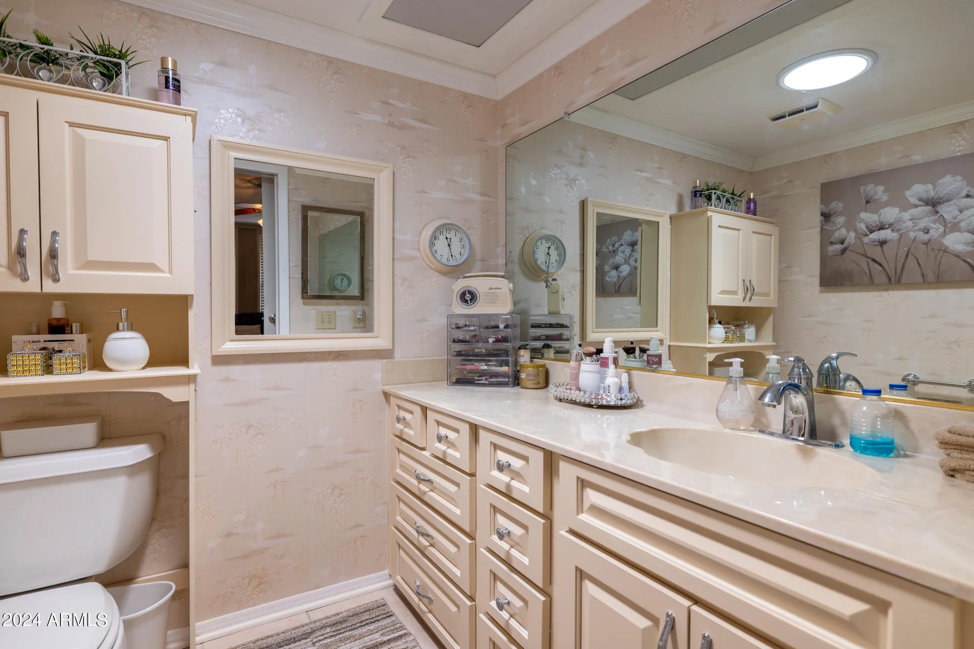 Property Slideshow image 22 of 32 | 10630 w pineaire dr, Sun City, AZ, 85351