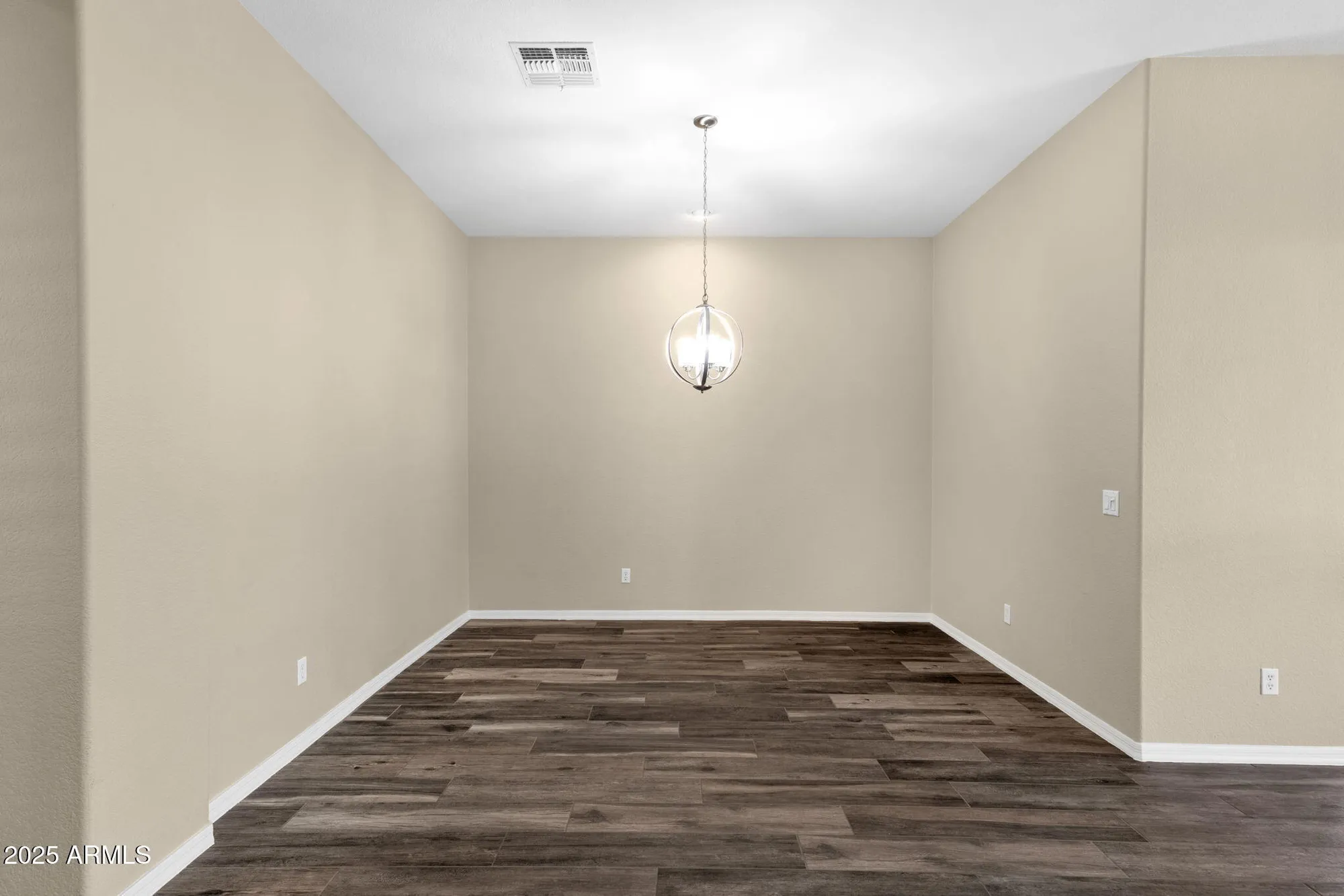 Property Slideshow image 6 of 37 | 4735 e azalea dr, Gilbert, AZ, 85298