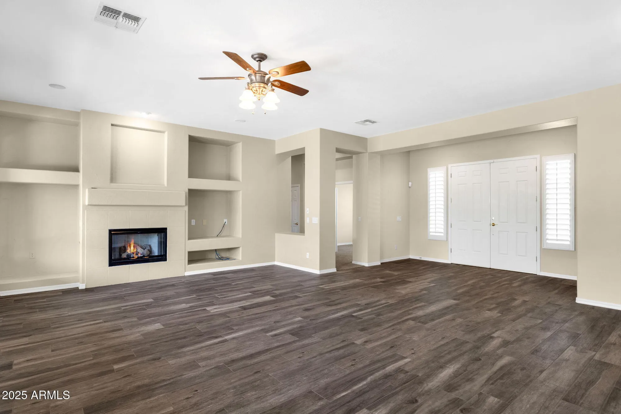 Property Slideshow image 8 of 37 | 4735 e azalea dr, Gilbert, AZ, 85298