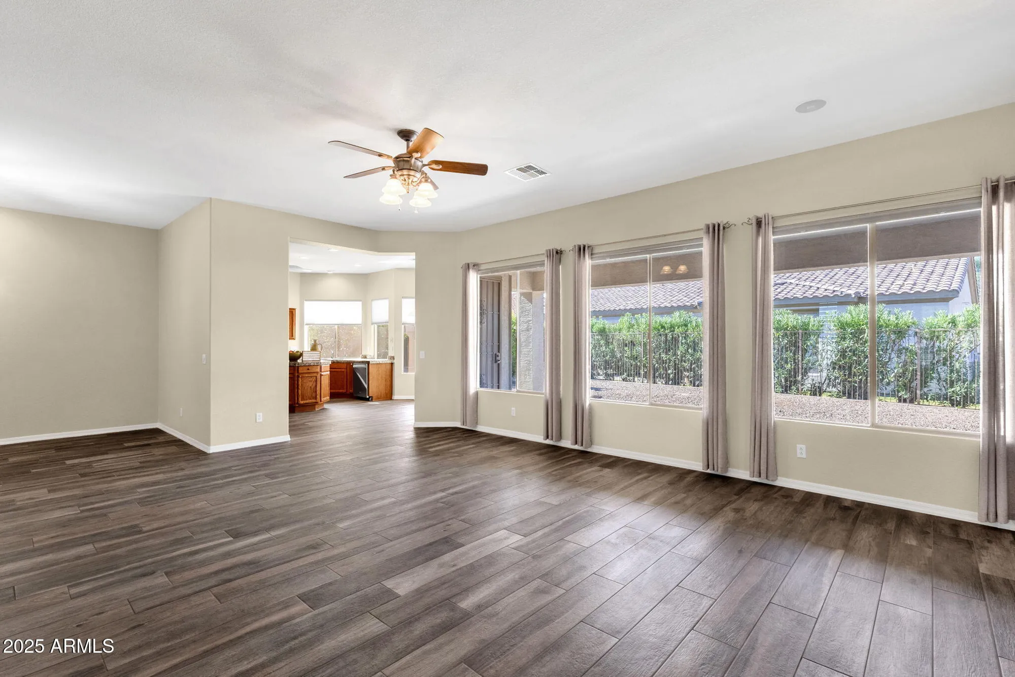 Property Slideshow image 9 of 37 | 4735 e azalea dr, Gilbert, AZ, 85298