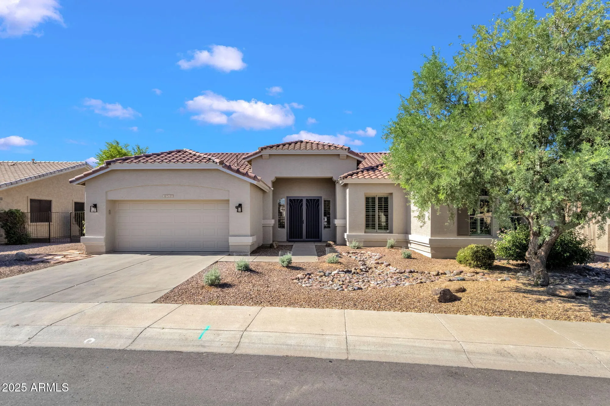 Property Slideshow image 1 of 37 | 4735 e azalea dr, Gilbert, AZ, 85298