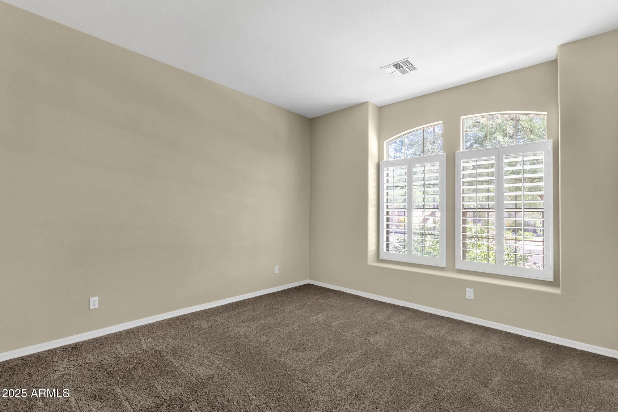 Property Slideshow image 19 of 37 | 4735 e azalea dr, Gilbert, AZ, 85298