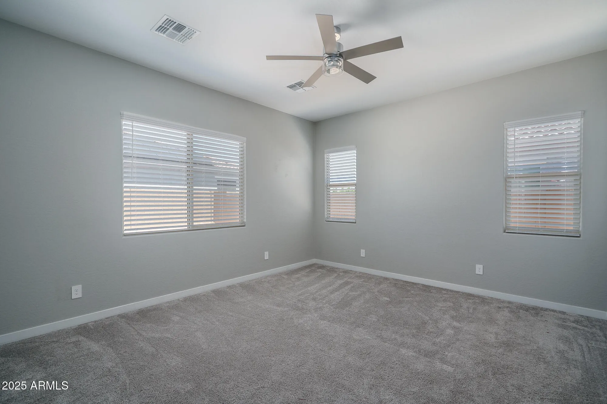 Property Slideshow image 22 of 55 | 17144 w mariposa grande, Surprise, AZ, 85387