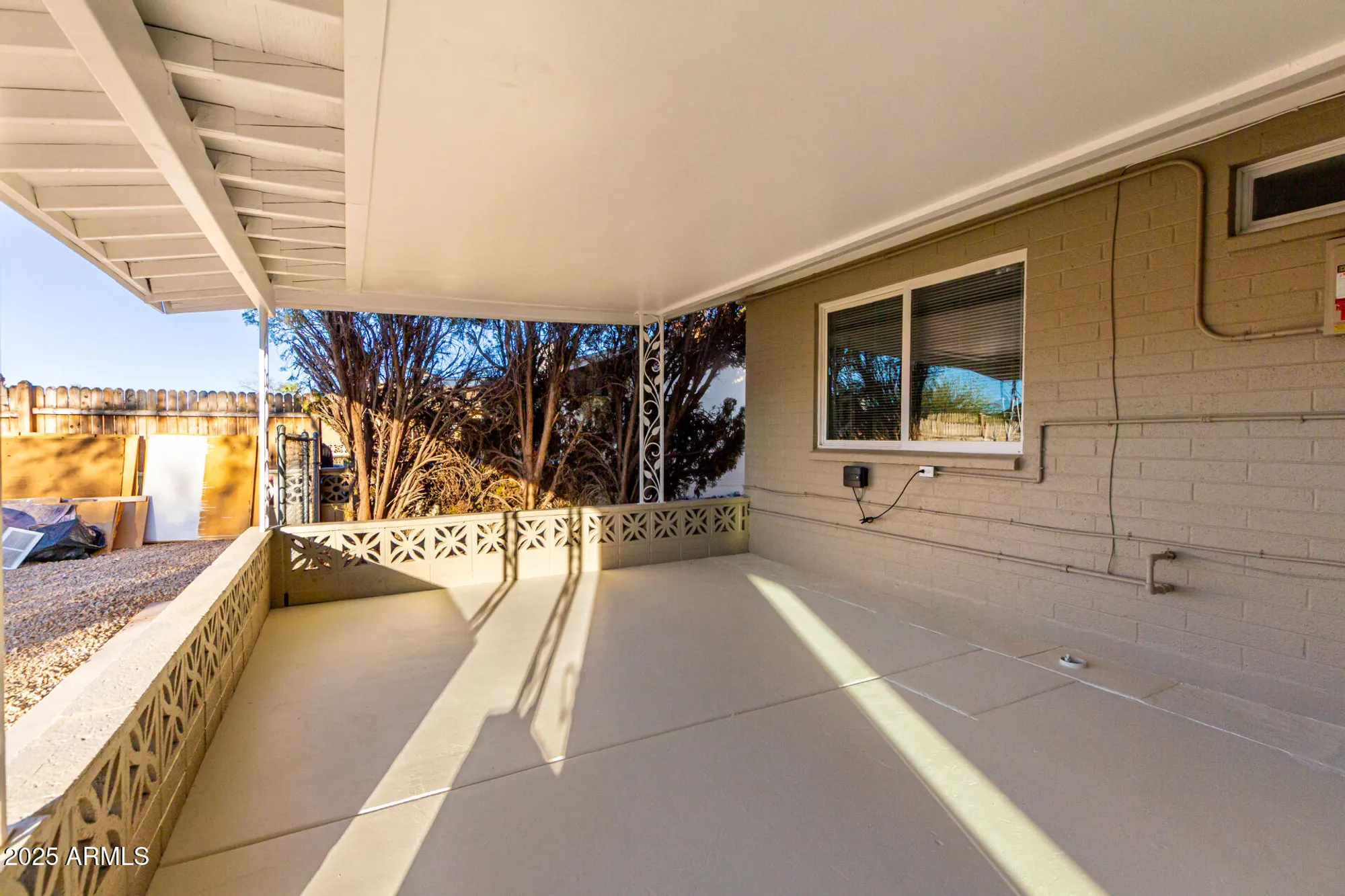 Property Slideshow image 26 of 31 | 10166 w cinnebar ave, Sun City, AZ, 85351