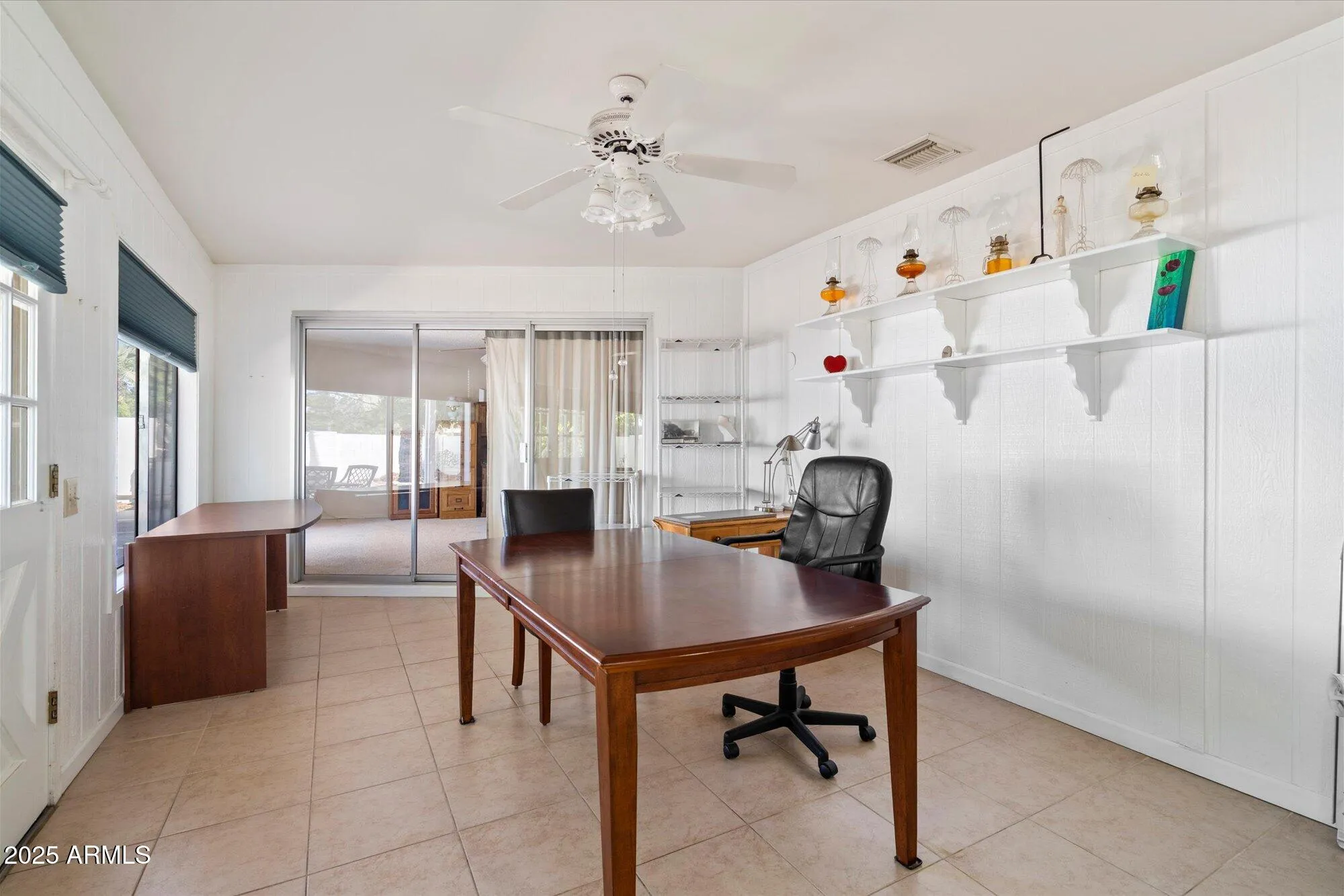 Property Slideshow image 11 of 30 | 13234 w shadow hills dr, Sun City West, AZ, 85375