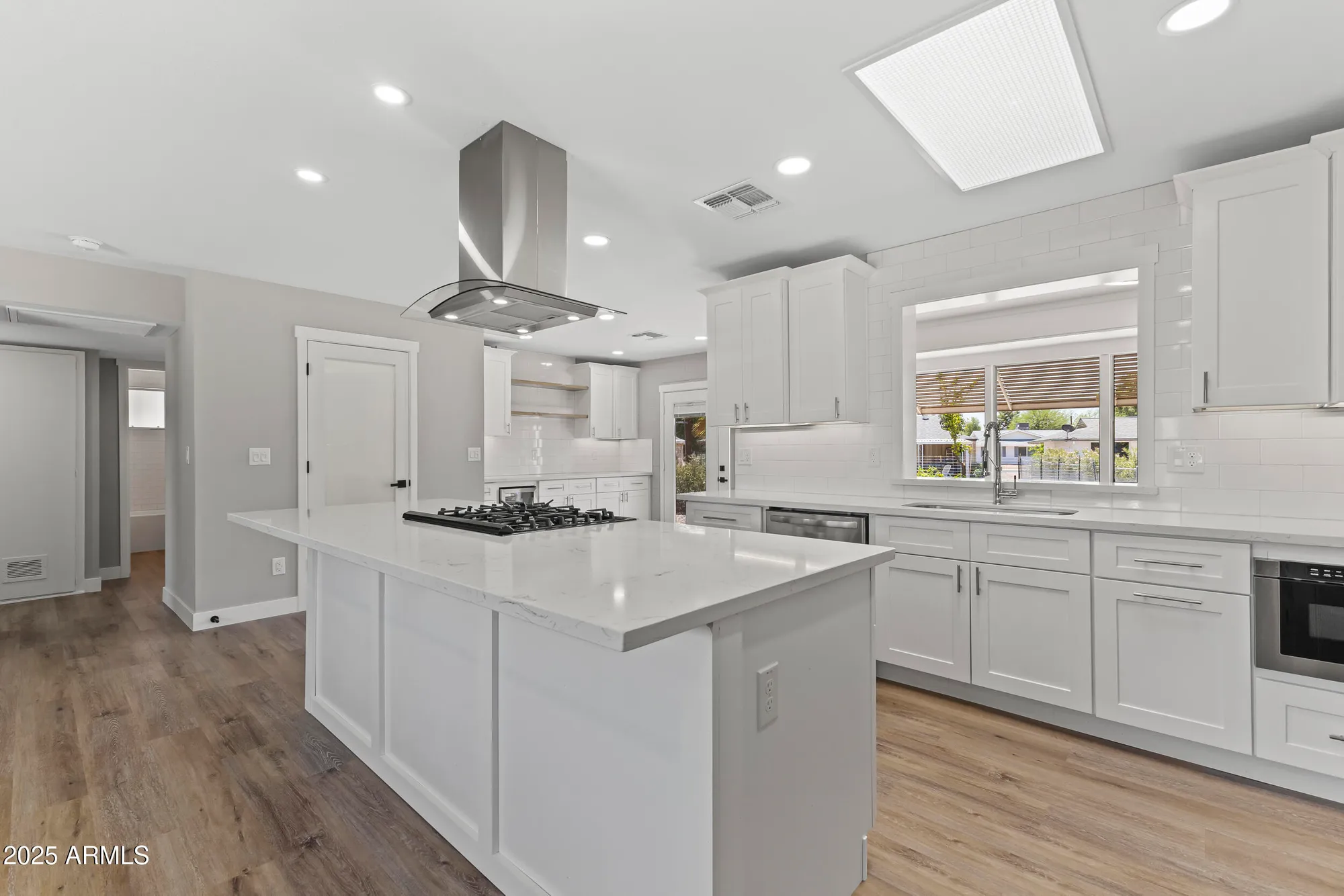 Property Slideshow image 12 of 55 | 10423 w monterosa dr, Sun City, AZ, 85351