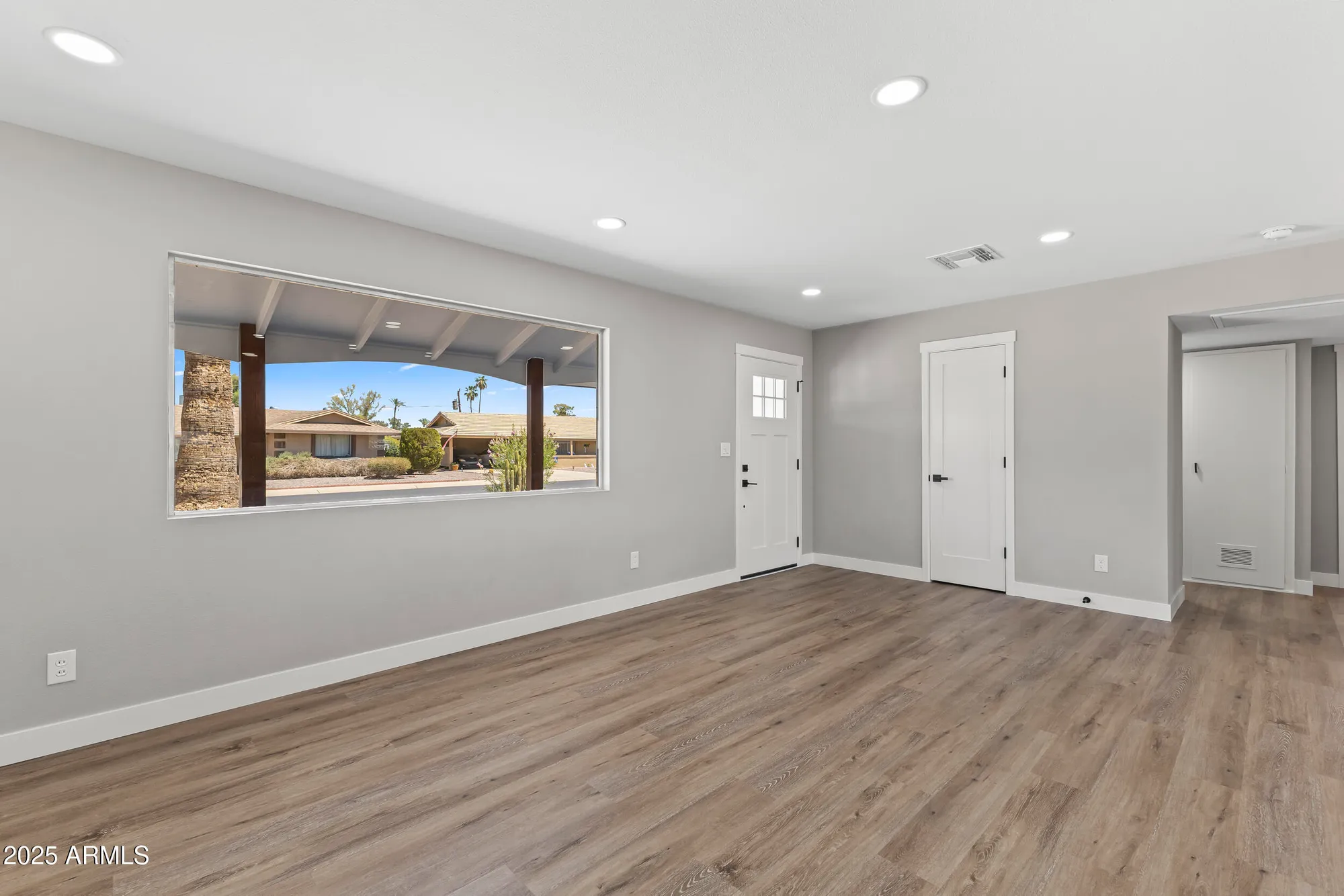 Property Slideshow image 4 of 55 | 10423 w monterosa dr, Sun City, AZ, 85351