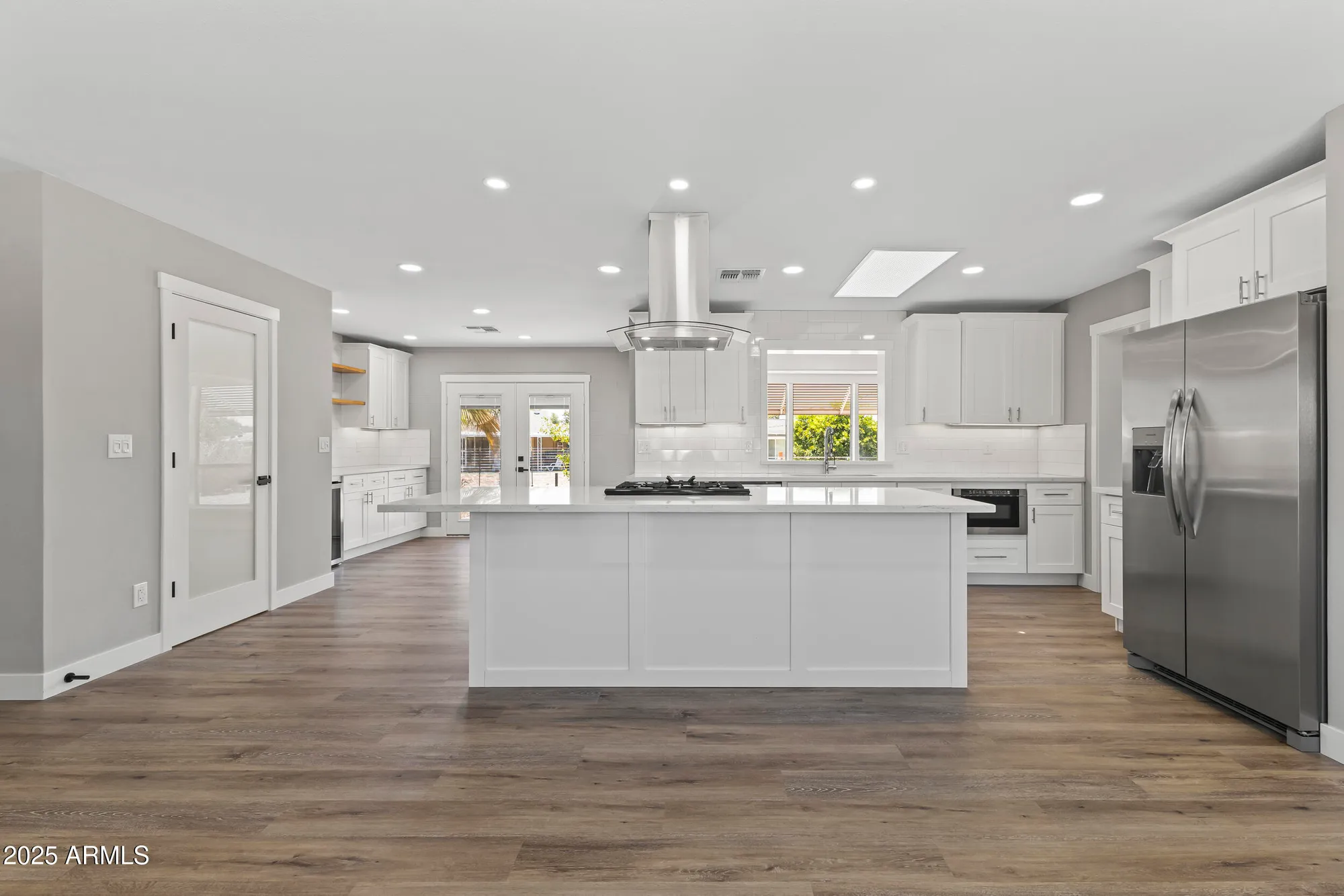 Property Slideshow image 8 of 55 | 10423 w monterosa dr, Sun City, AZ, 85351